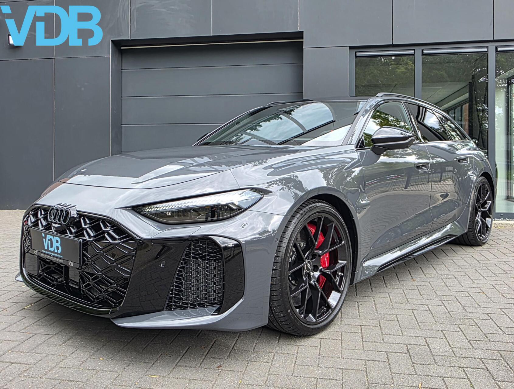 Audi A5 Avant RS 5 e-hybrid quattro 2026 - voorkant
