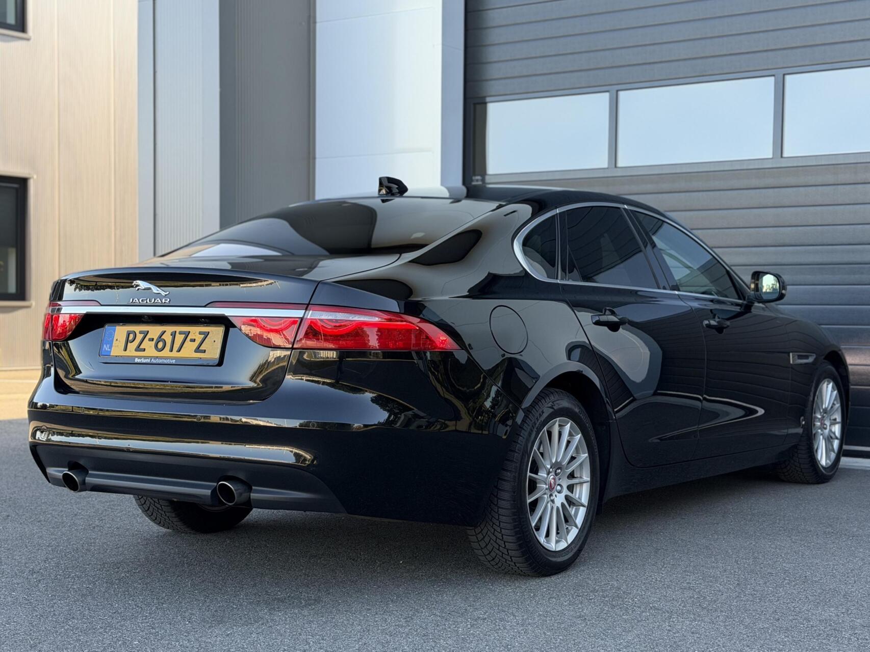 Foto van Jaguar XF