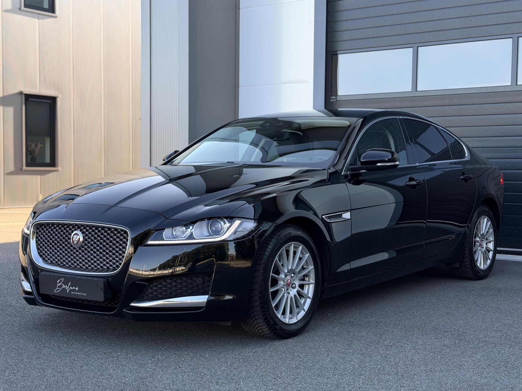 Foto van Jaguar XF