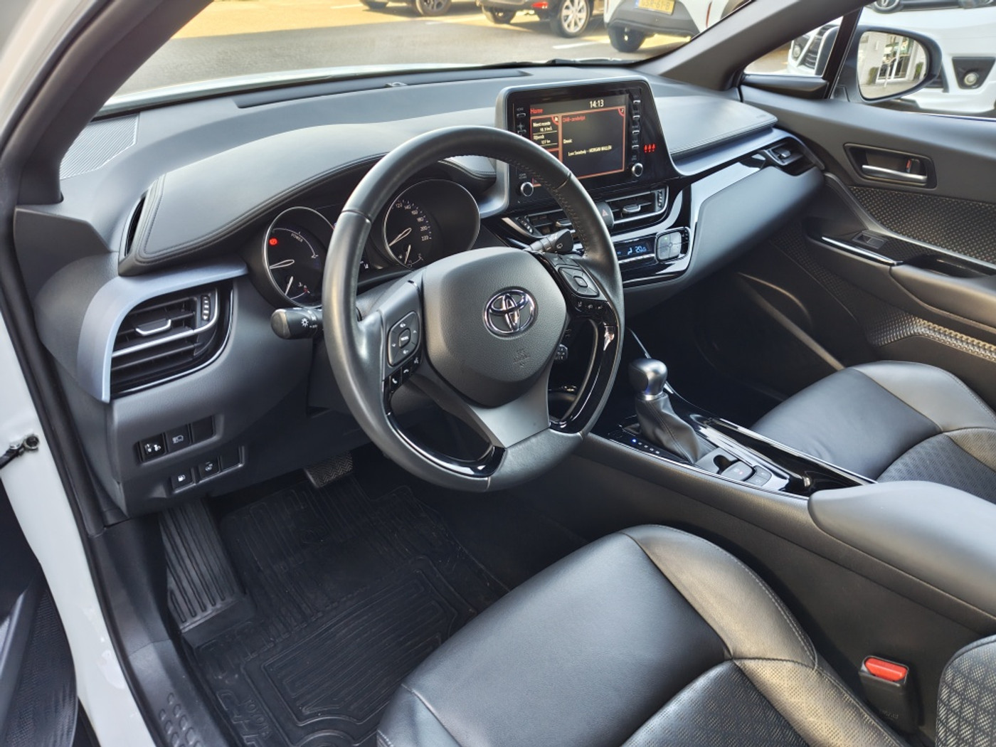 Foto van Toyota Toyota C-hr