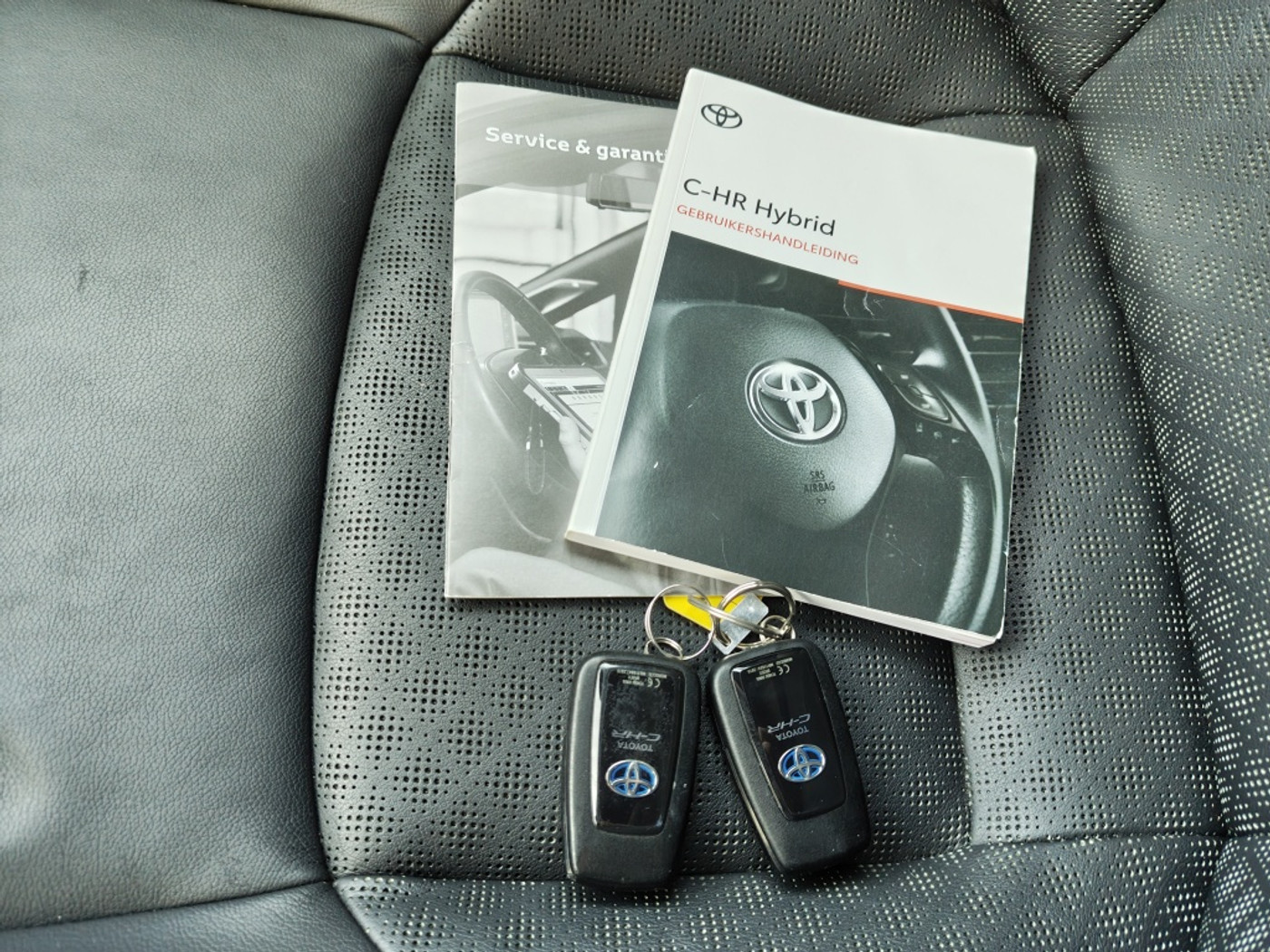 Foto van Toyota Toyota C-hr