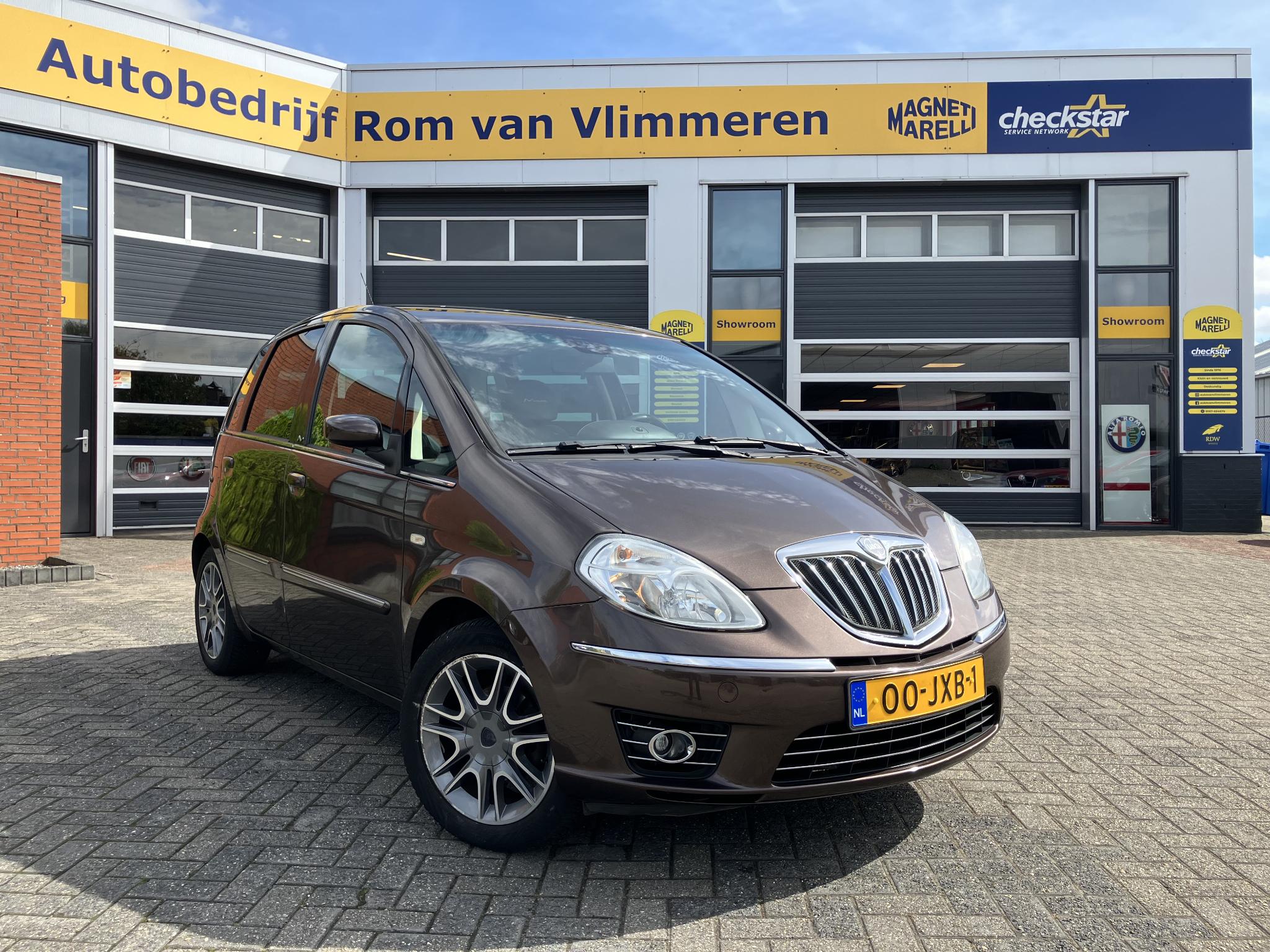 Foto van Lancia Lancia Musa