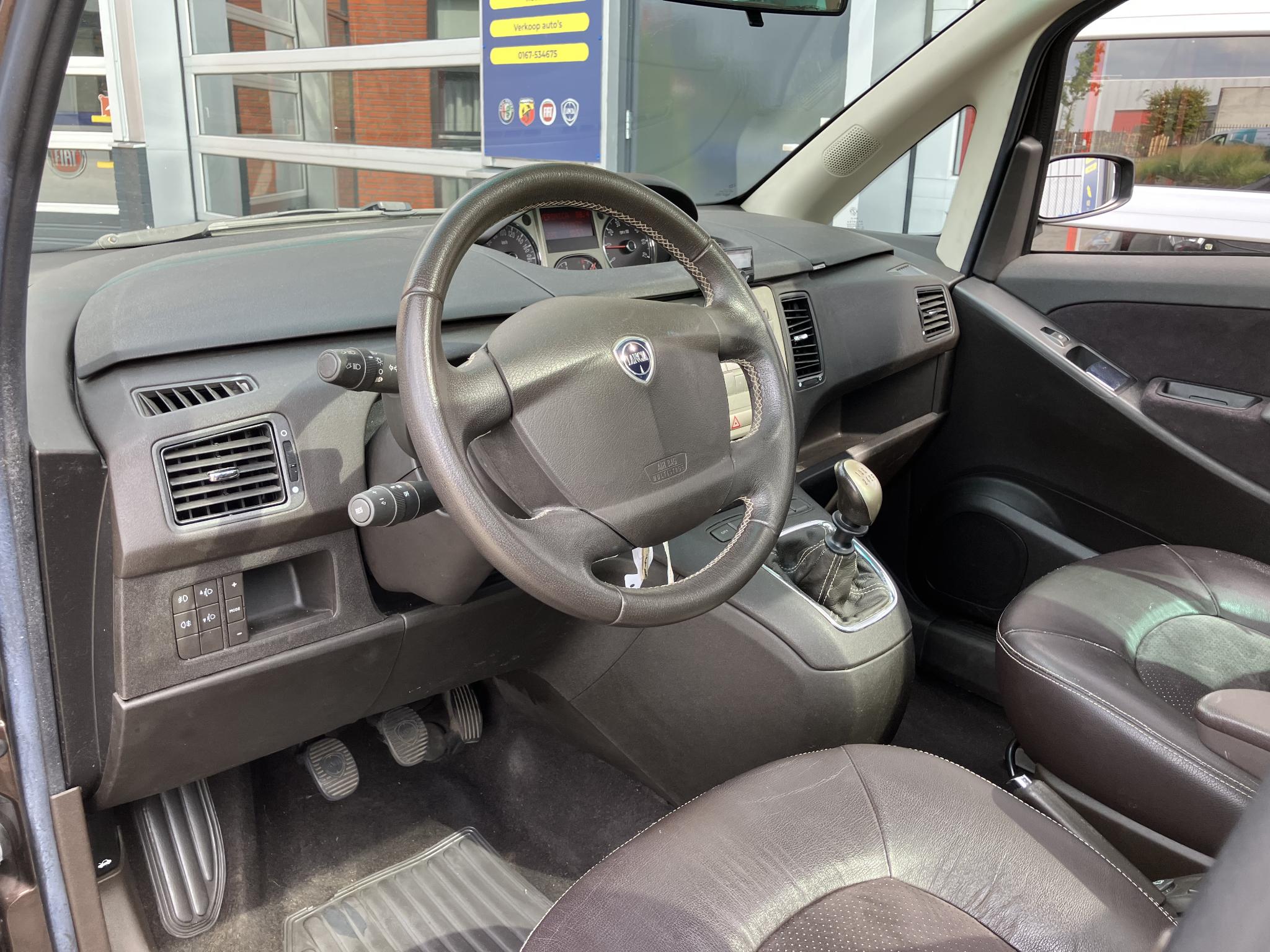 Foto van Lancia Lancia Musa