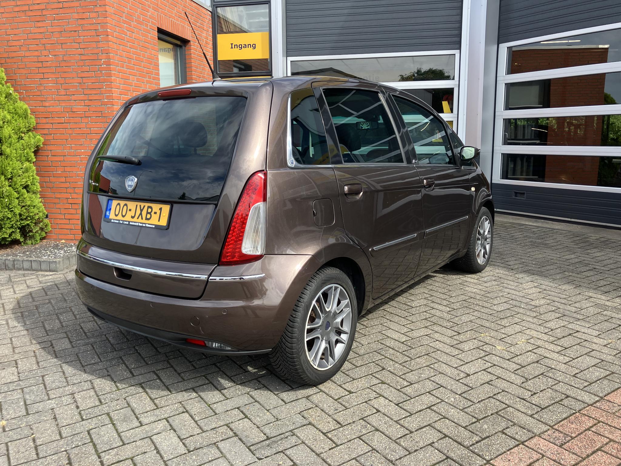 Foto van Lancia Lancia Musa