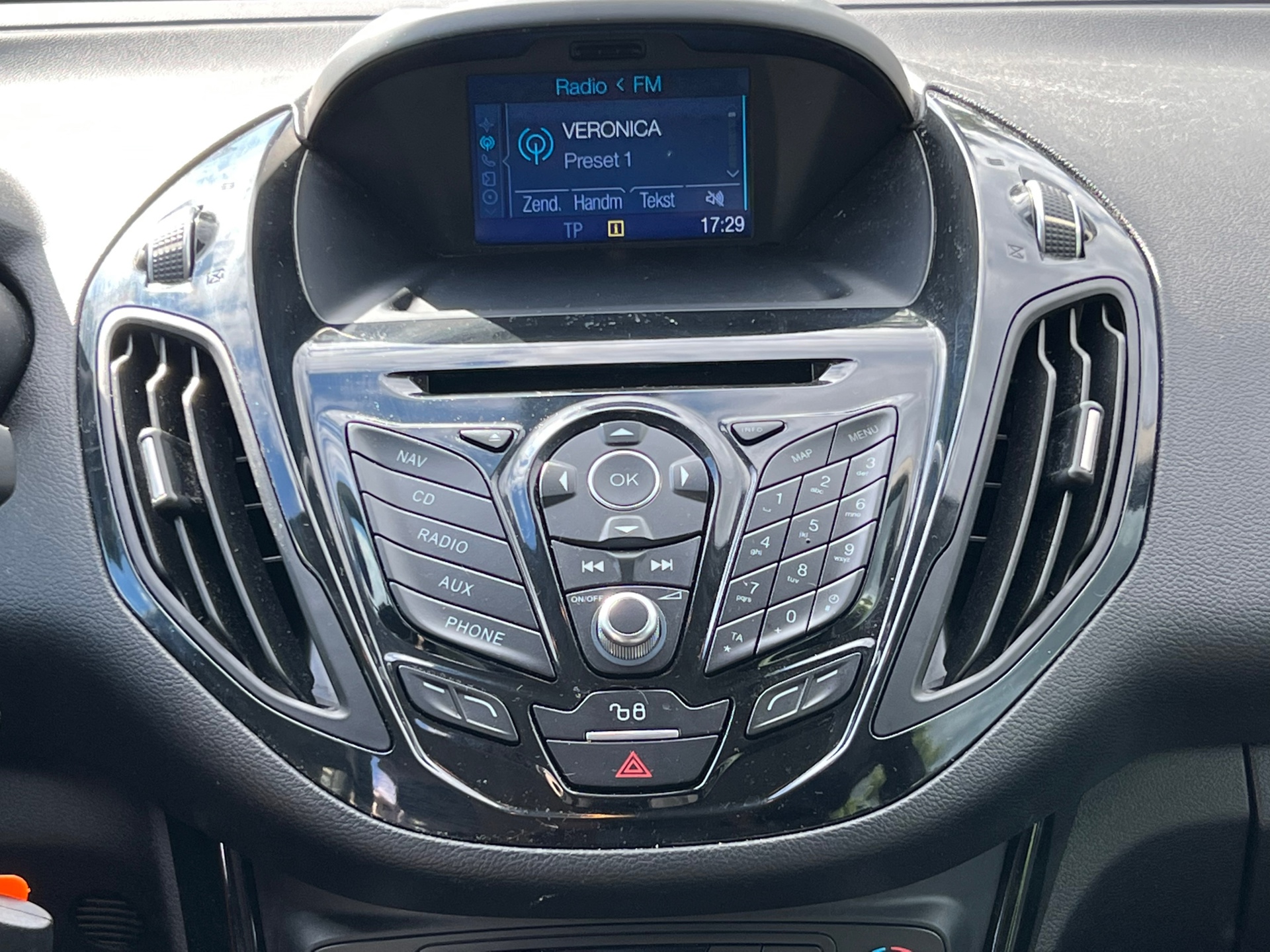 Foto van Ford B-max