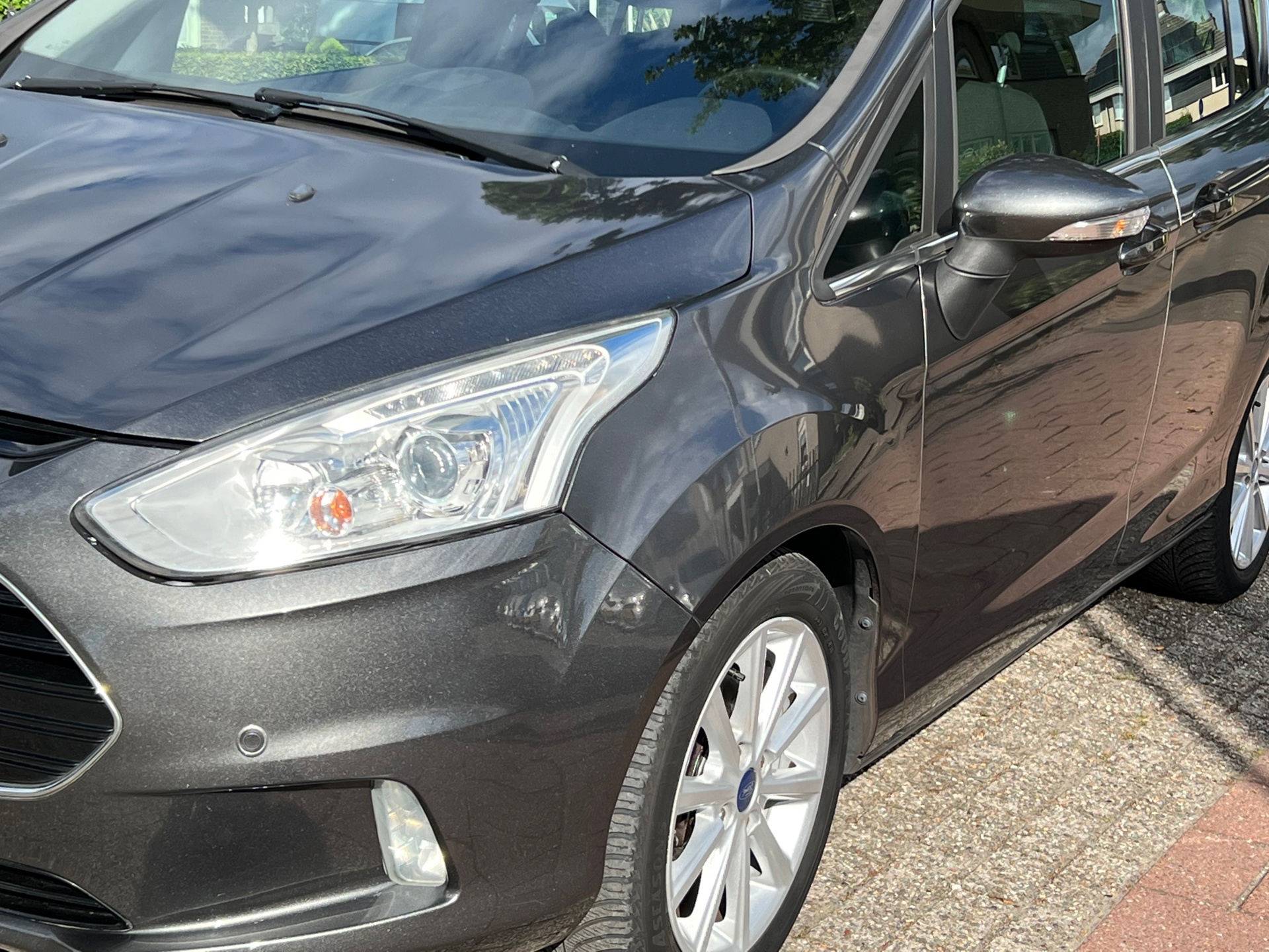 Foto van Ford B-max