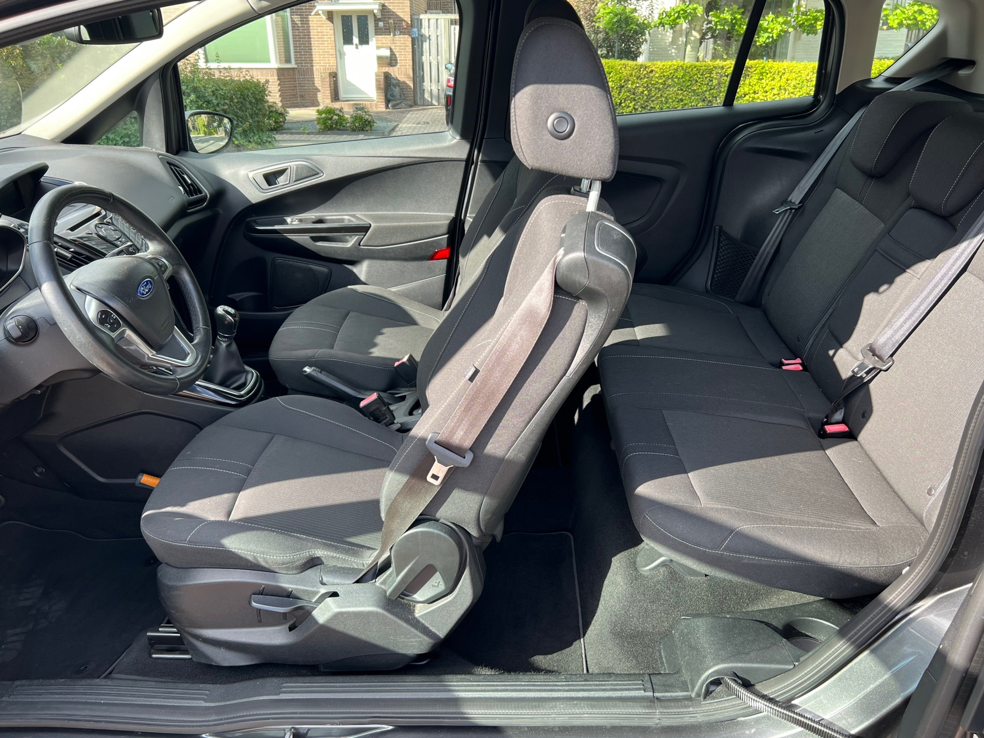 Foto van Ford B-max