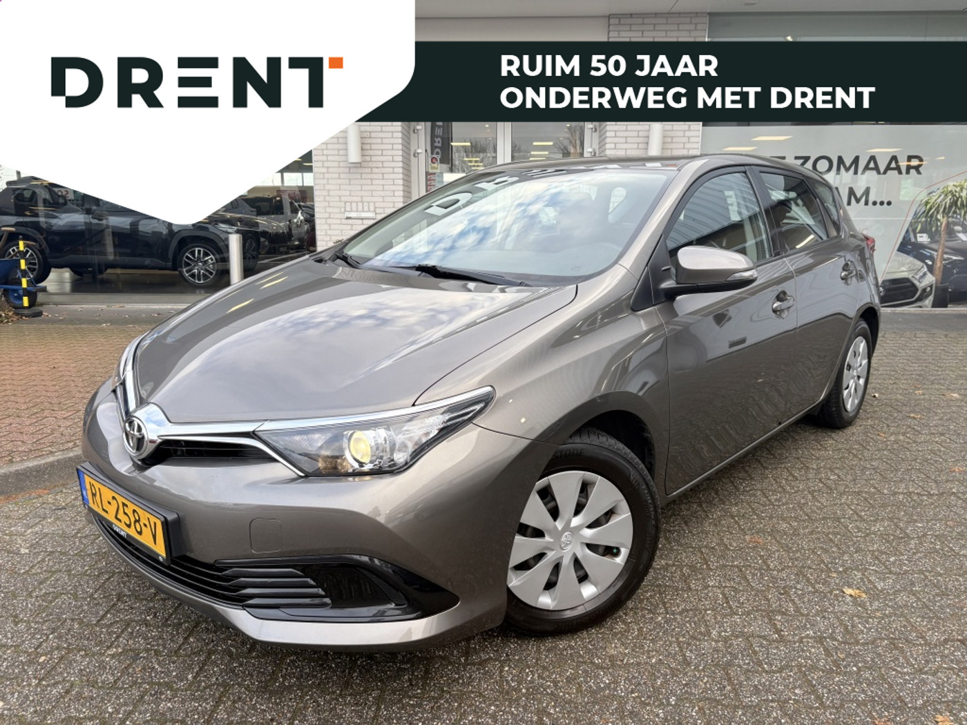 Toyota Toyota Auris 1.3 Now | Trekhaak | Bluetooth | Climate control | 2017 - voorkant