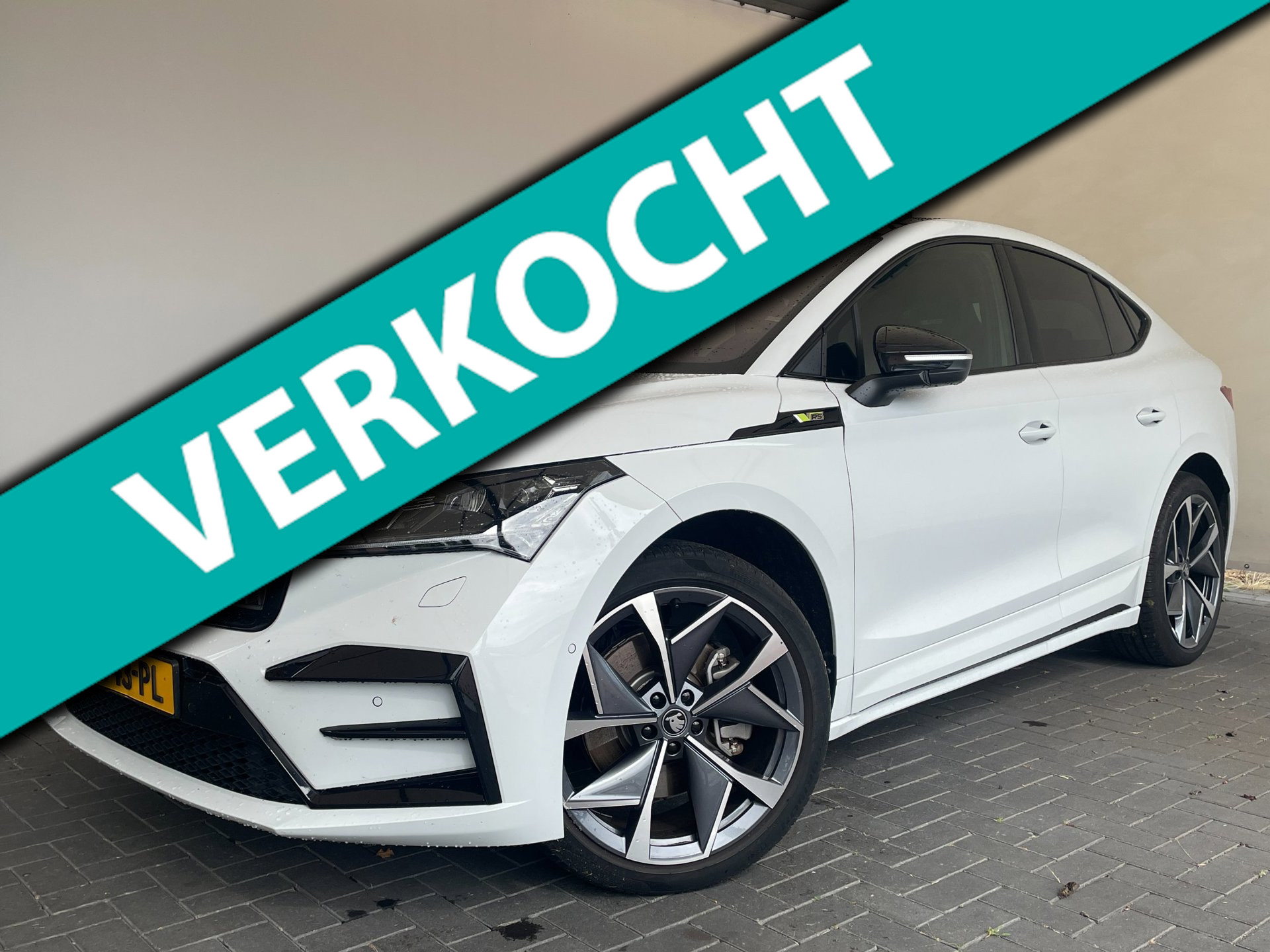 Skoda Enyaq RS 80 RS|Trekhaak|Full Option|Audio pakket|NAP 2024 - voorkant