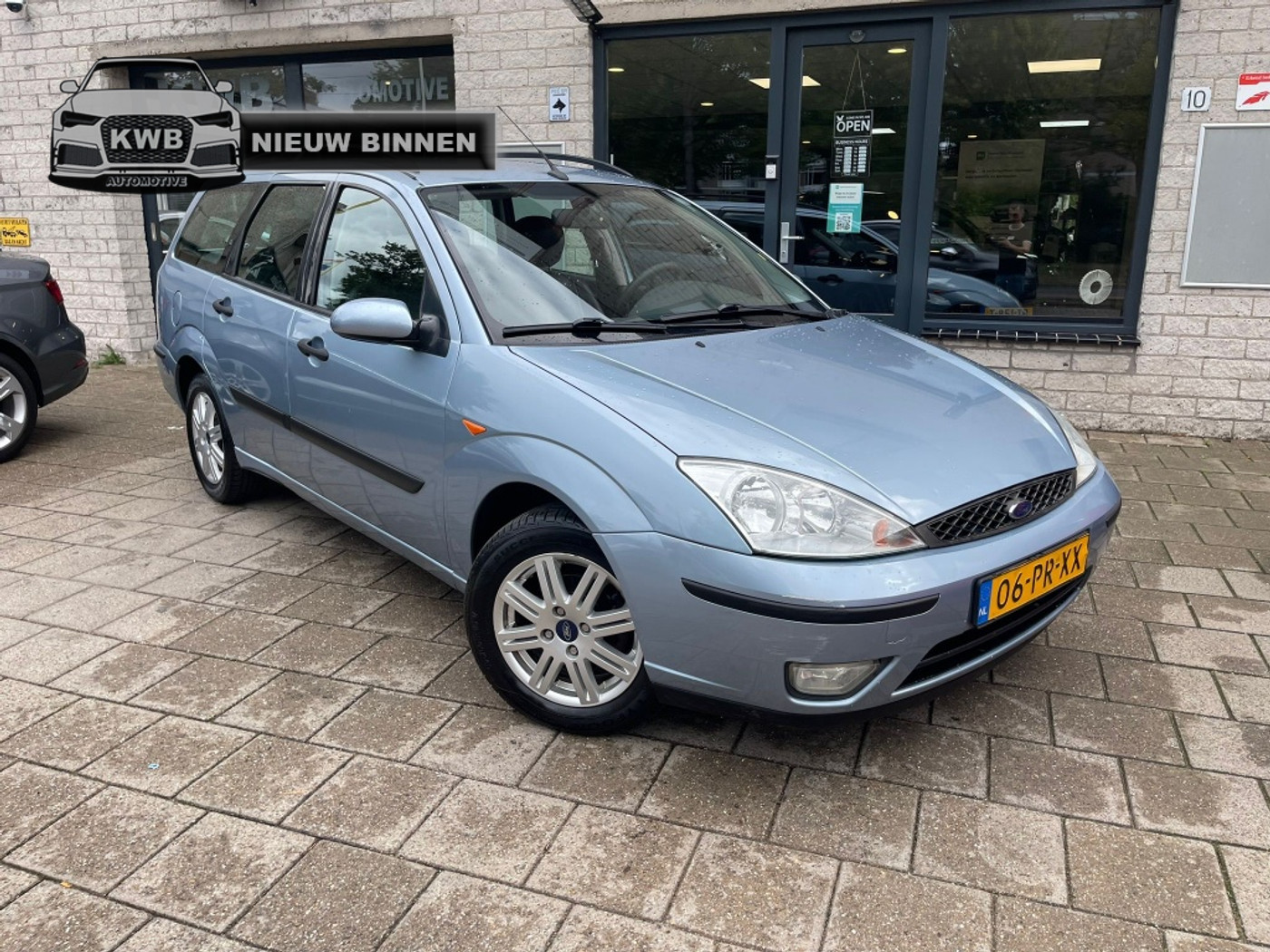 Ford Focus 1.6-16V Futura Airco Leer Trekhaak Nw Apk 2004 - voorkant