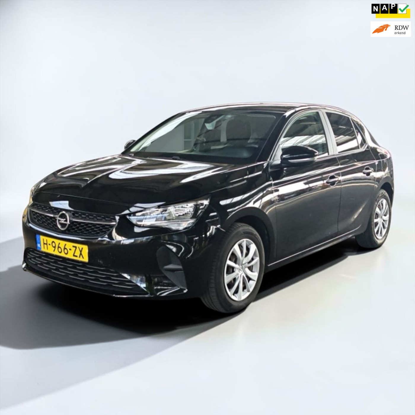 Opel Corsa 1.2 Edition eerste eigenaar dealer onderhouden 2020 - voorkant