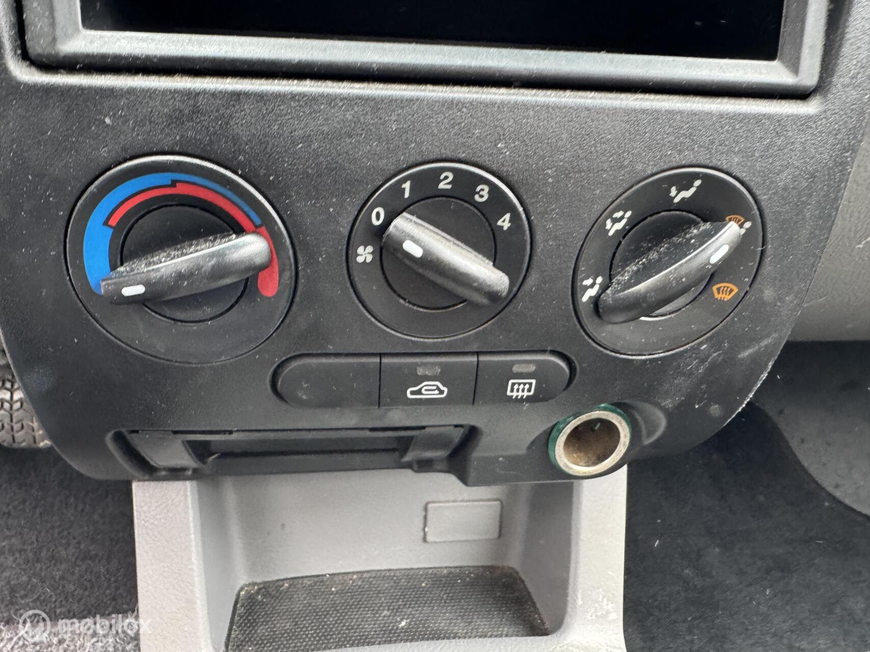 Foto van Kia Kia Rio