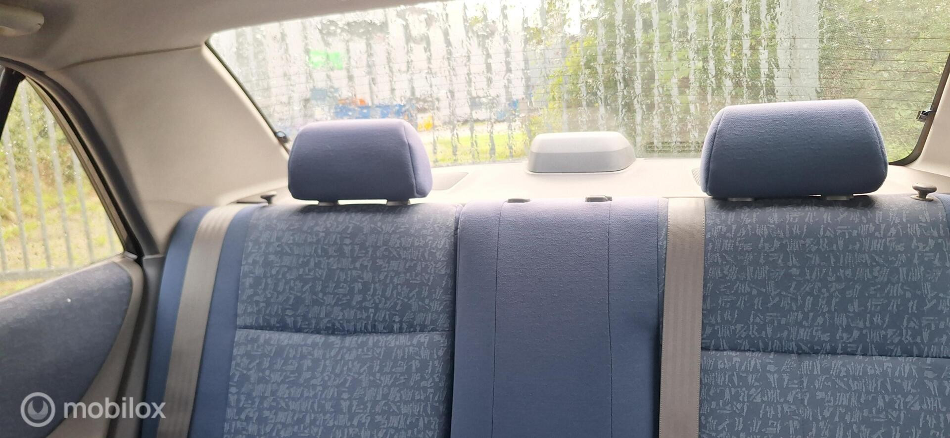 Foto van Mazda Mazda 323