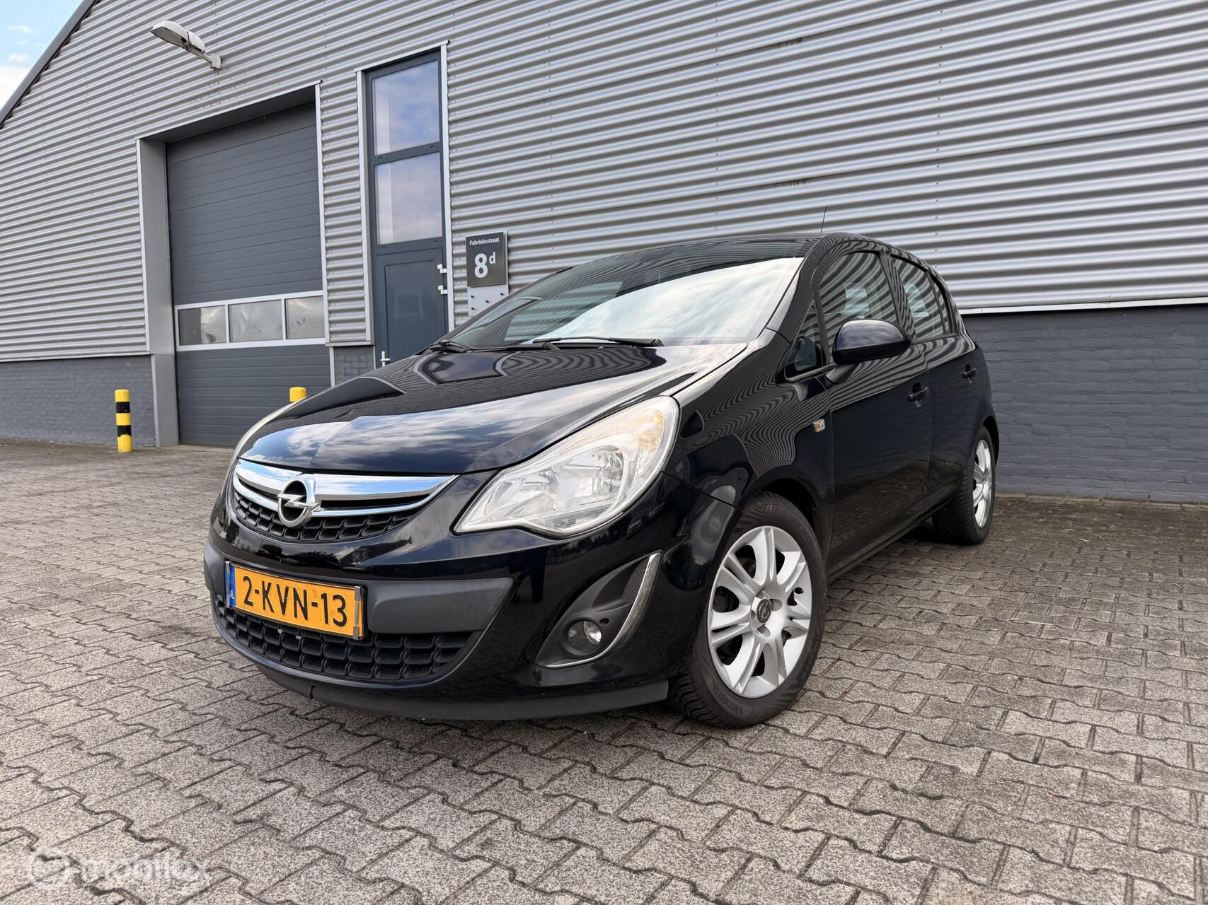Opel Corsa 1.4-16V Cosmo|Navi|Cruise|Clima| 2011 - voorkant