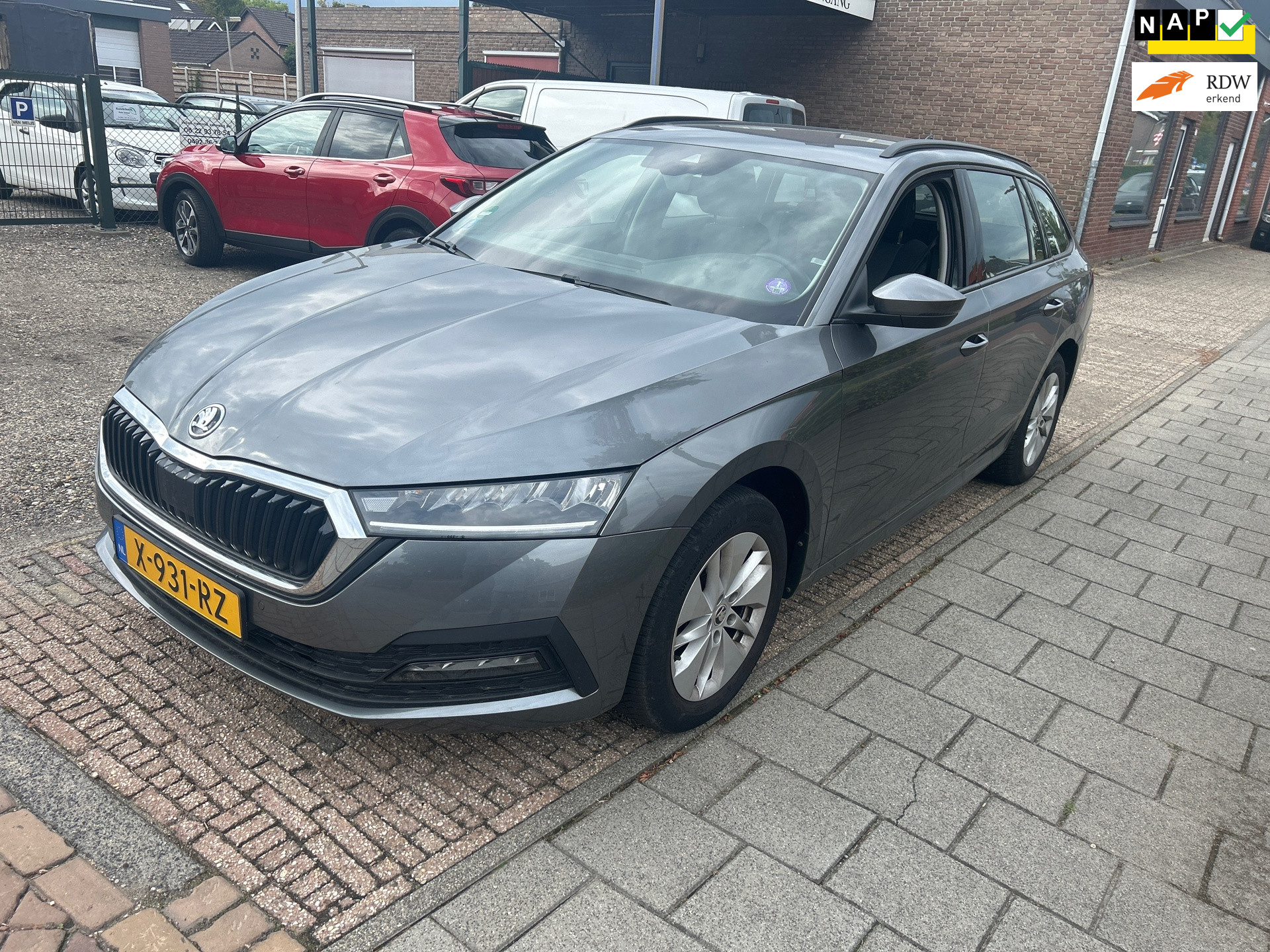 Skoda Octavia 1.0 TSI Business Edition 2024 - voorkant