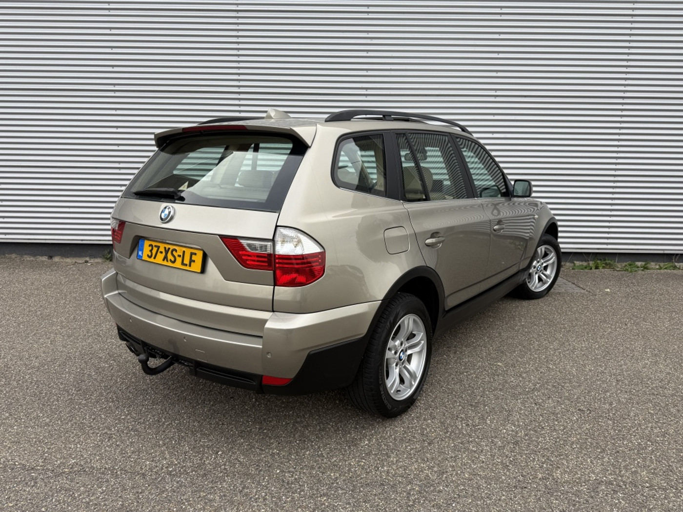 Foto van BMW X3 2.5si