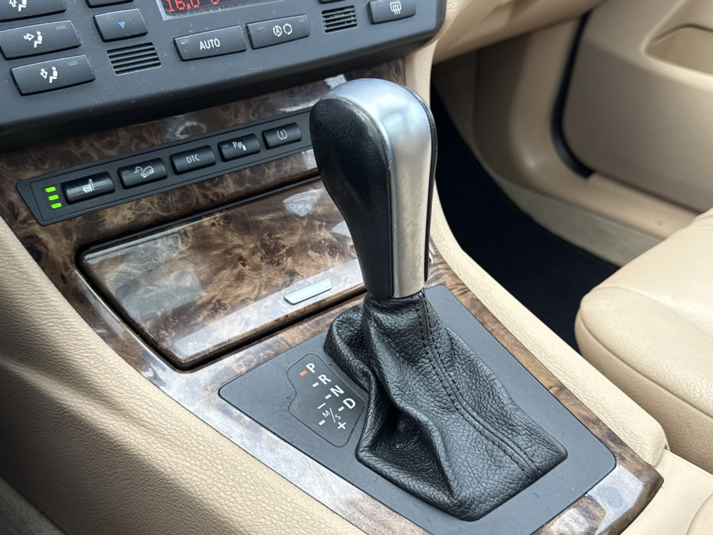 Foto van BMW X3 2.5si