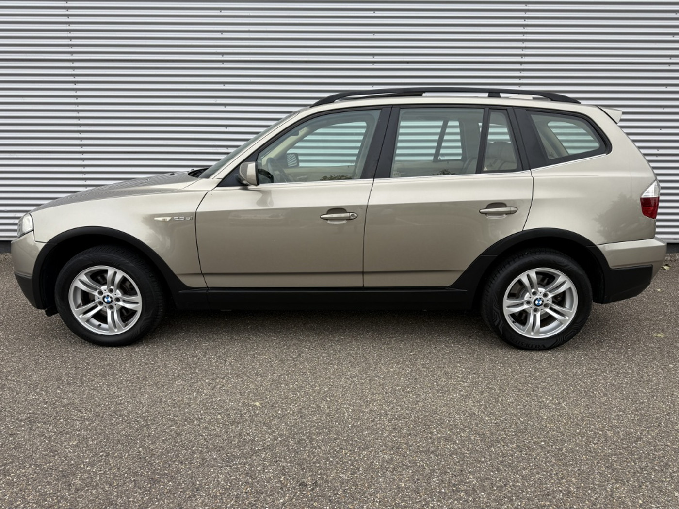 Foto van BMW X3 2.5si