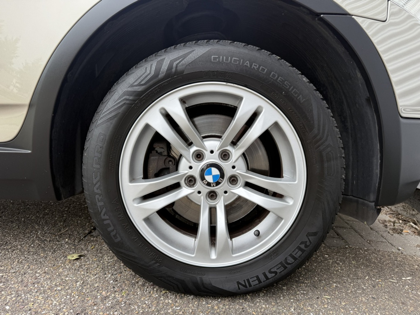Foto van BMW X3 2.5si