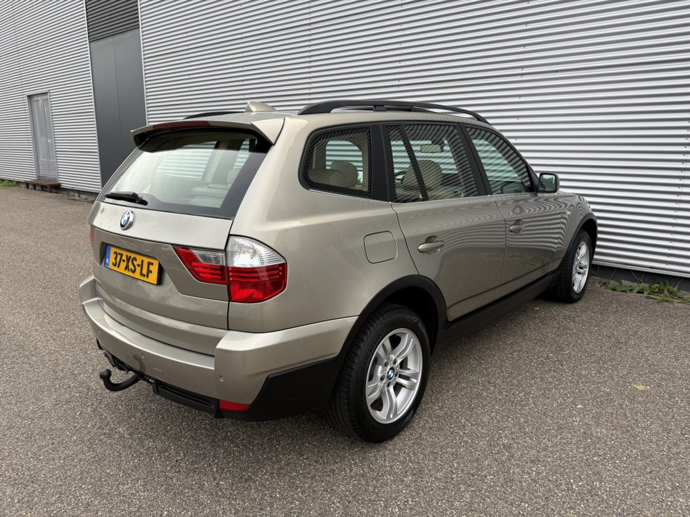 Foto van BMW X3 2.5si