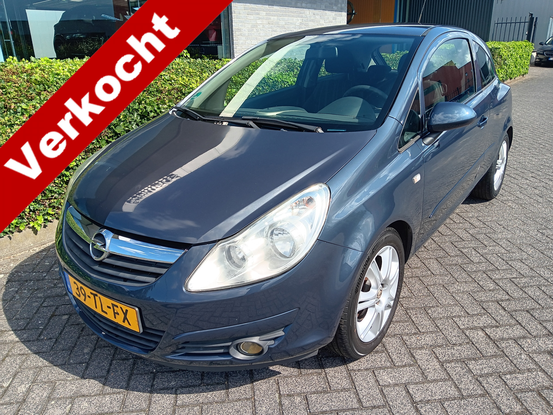 Opel Corsa 1.4-16V Enjoy, Airco, LMV, inruilkoopje! 2006 - voorkant