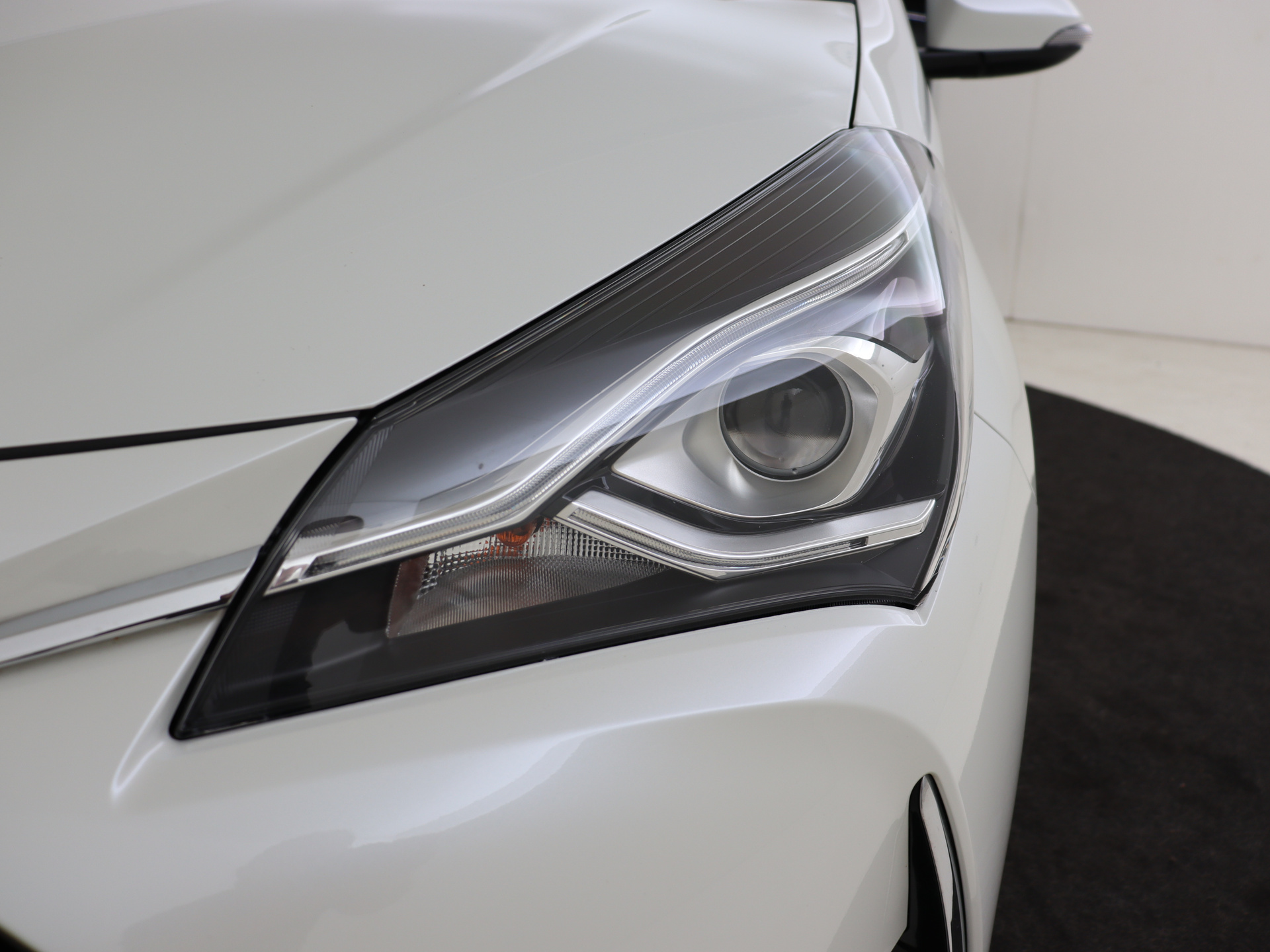 Foto van Toyota Toyota Yaris Hybrid