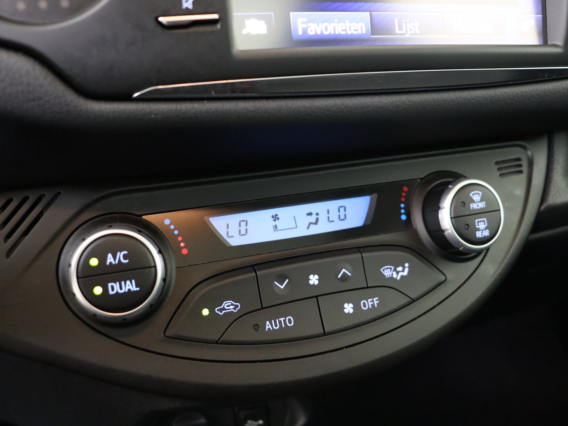 Foto van Toyota Toyota Yaris Hybrid