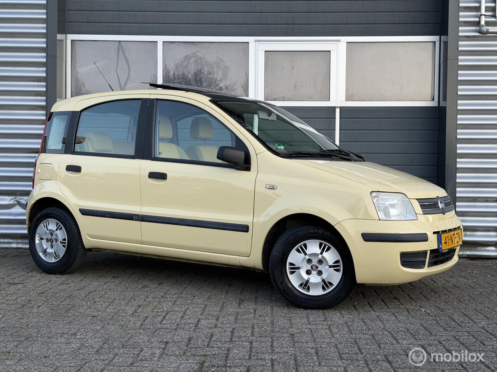Fiat Fiat Panda 1.2 Dynamic|NAP|Nieuwe APK t/m 07-2027|Schuifdak| 2004 - voorkant