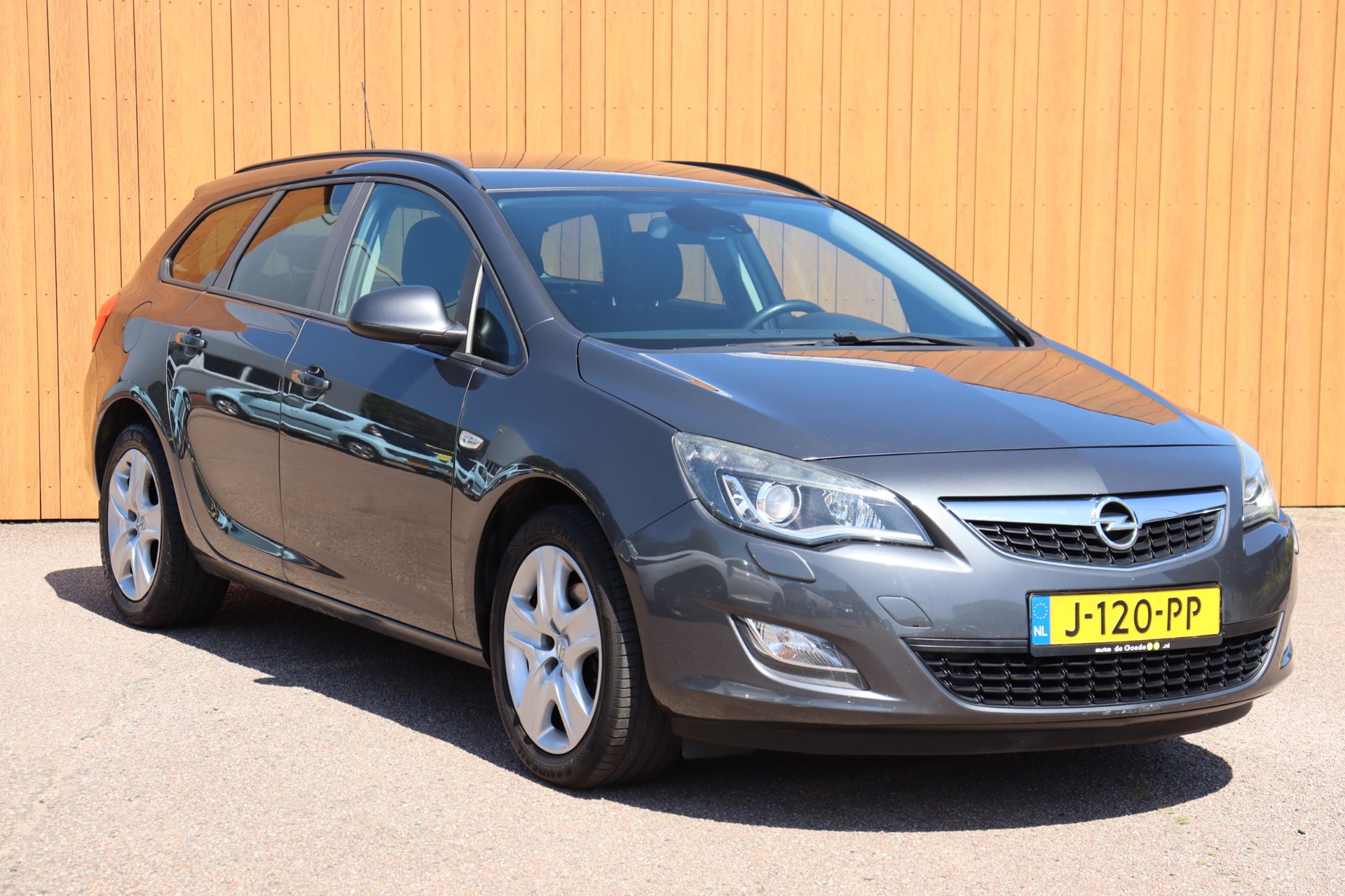 Foto van Opel Astra Sports Tourer
