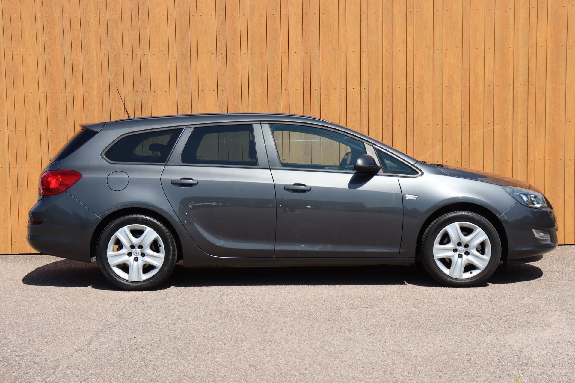 Foto van Opel Astra Sports Tourer