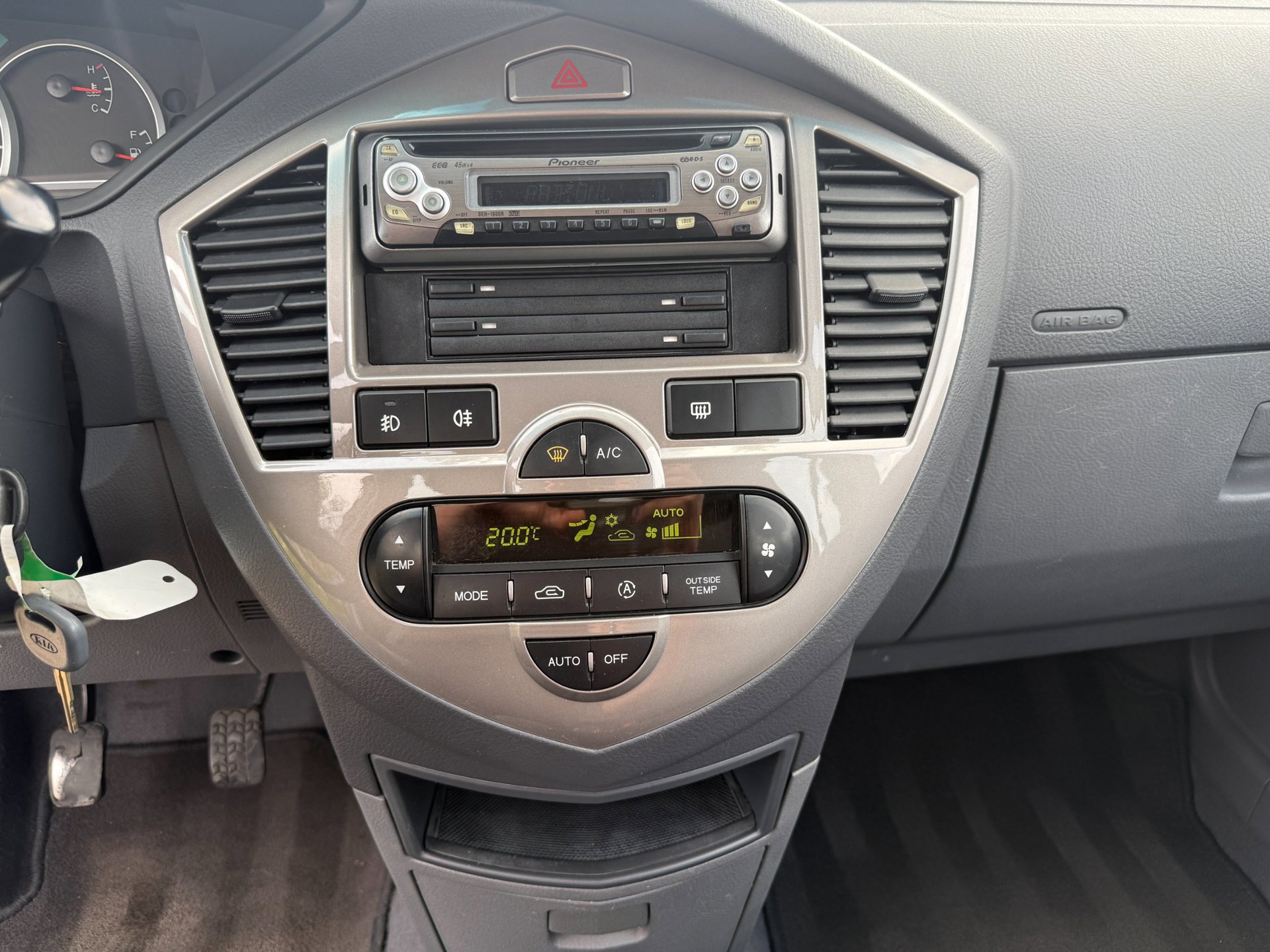Foto van Kia Kia Carens