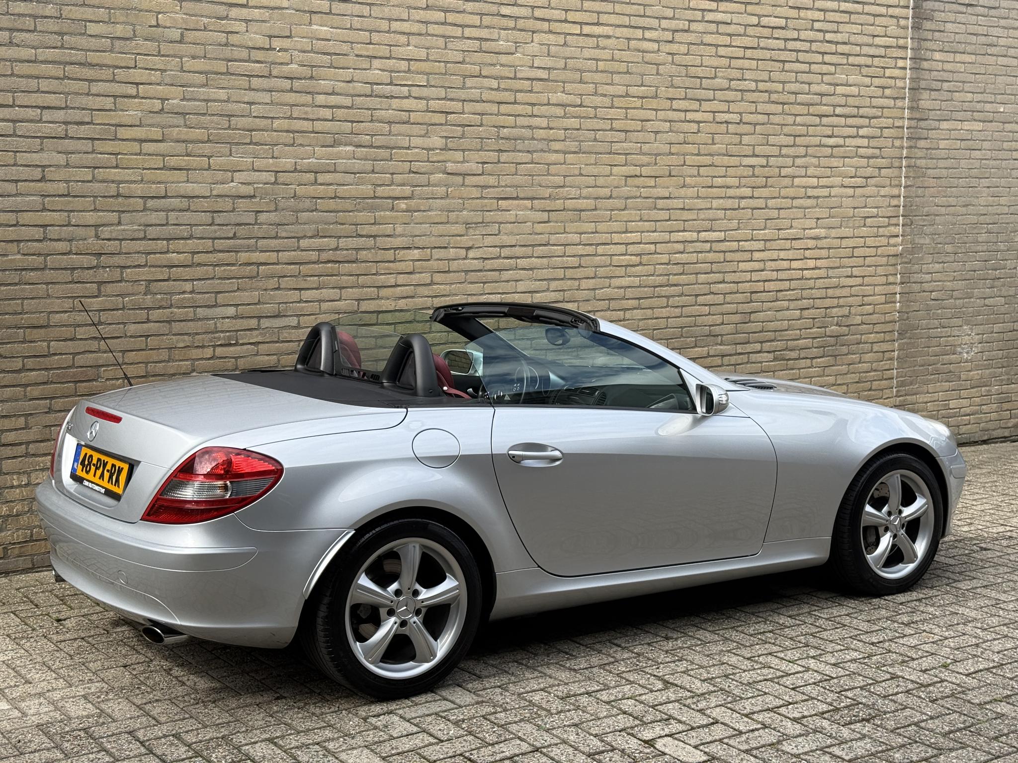 Foto van Mercedes-Benz SLK 350