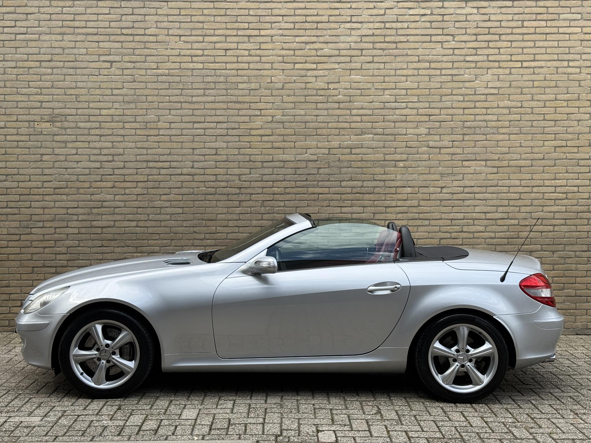 Foto van Mercedes-Benz SLK 350