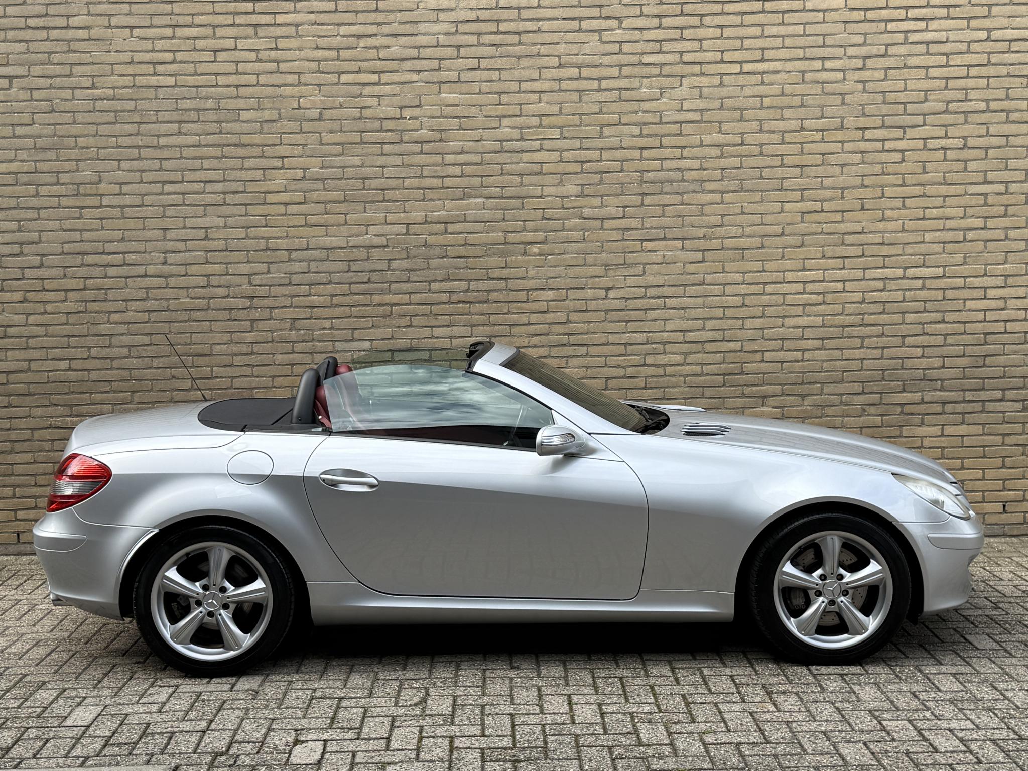 Foto van Mercedes-Benz SLK 350
