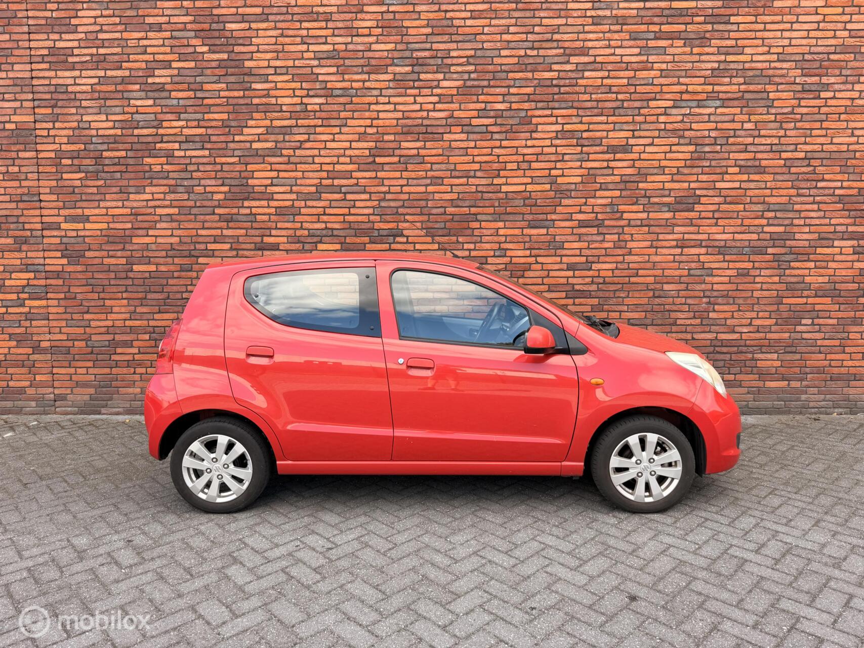 Foto van Suzuki Alto
