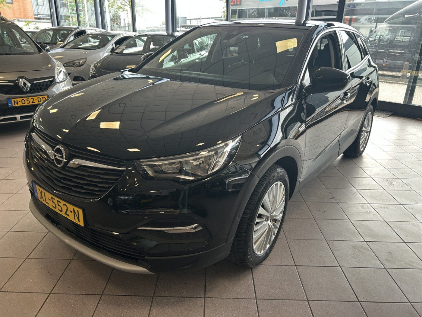Opel Grandland X 1.2 Turbo Bus. Ex. AUTOMAAT BJ 2019 !!! 2019 - voorkant