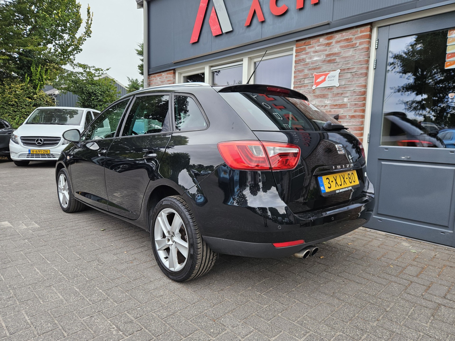 Foto van Seat Ibiza ST