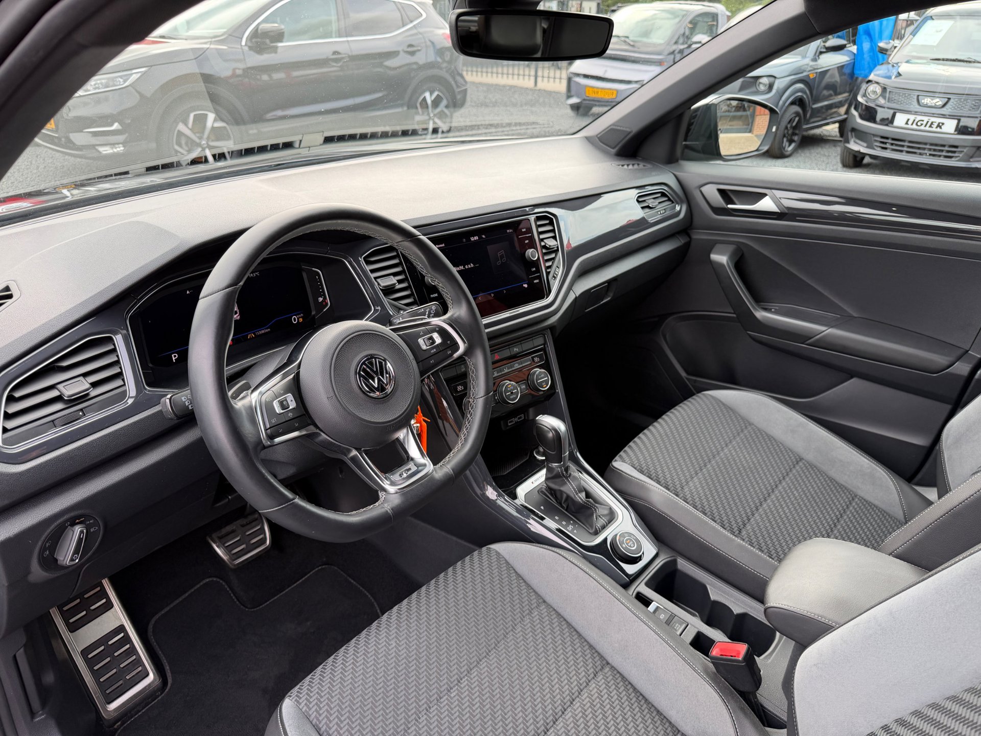 Foto van Volkswagen T-roc