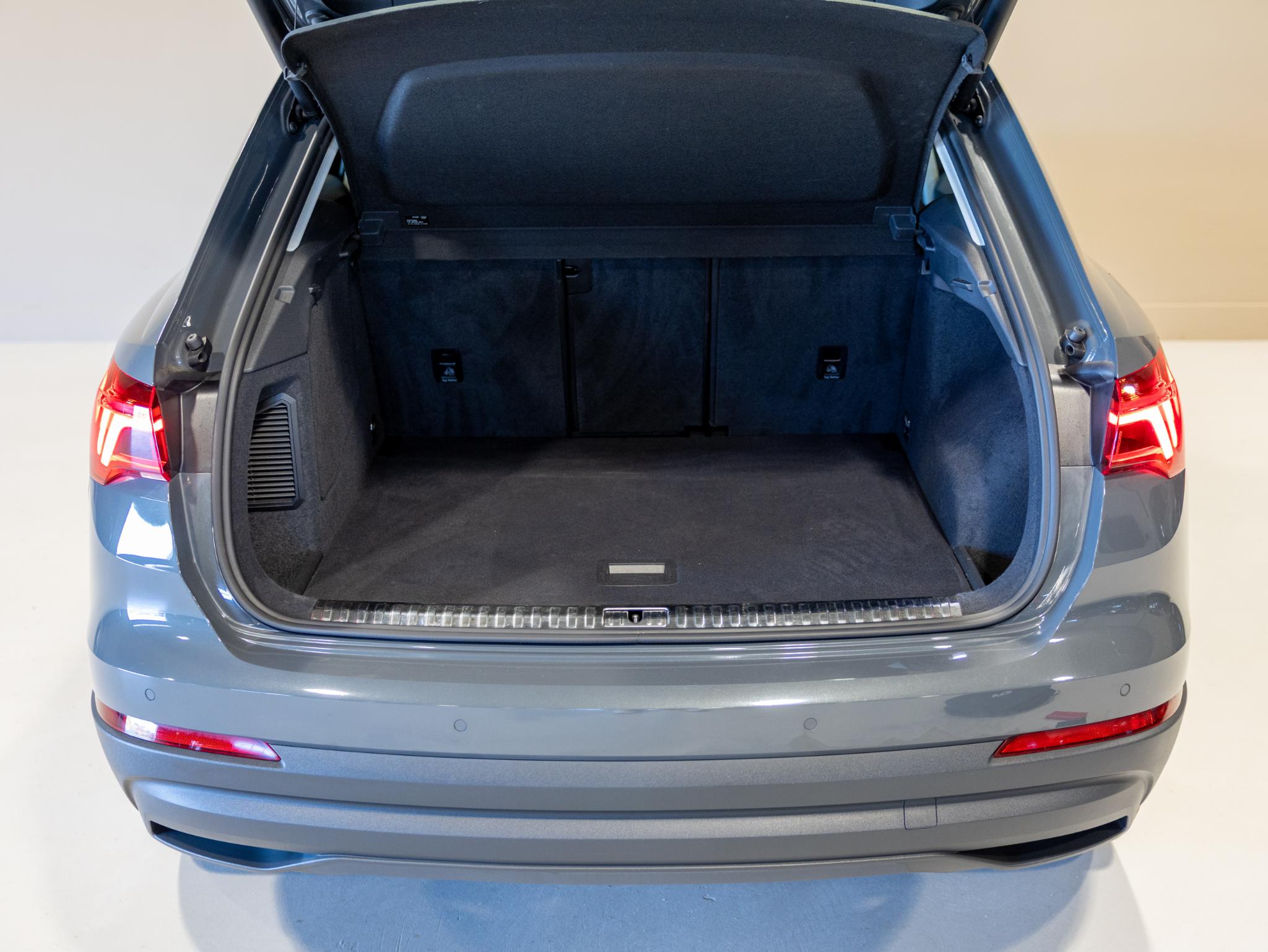 Foto van Audi Q3 E-tron