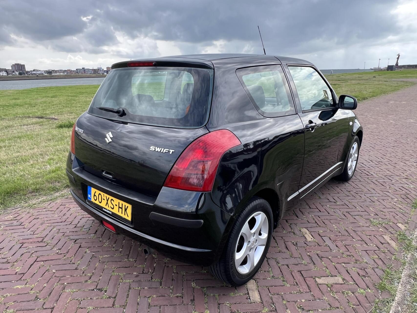 Foto van Suzuki Swift