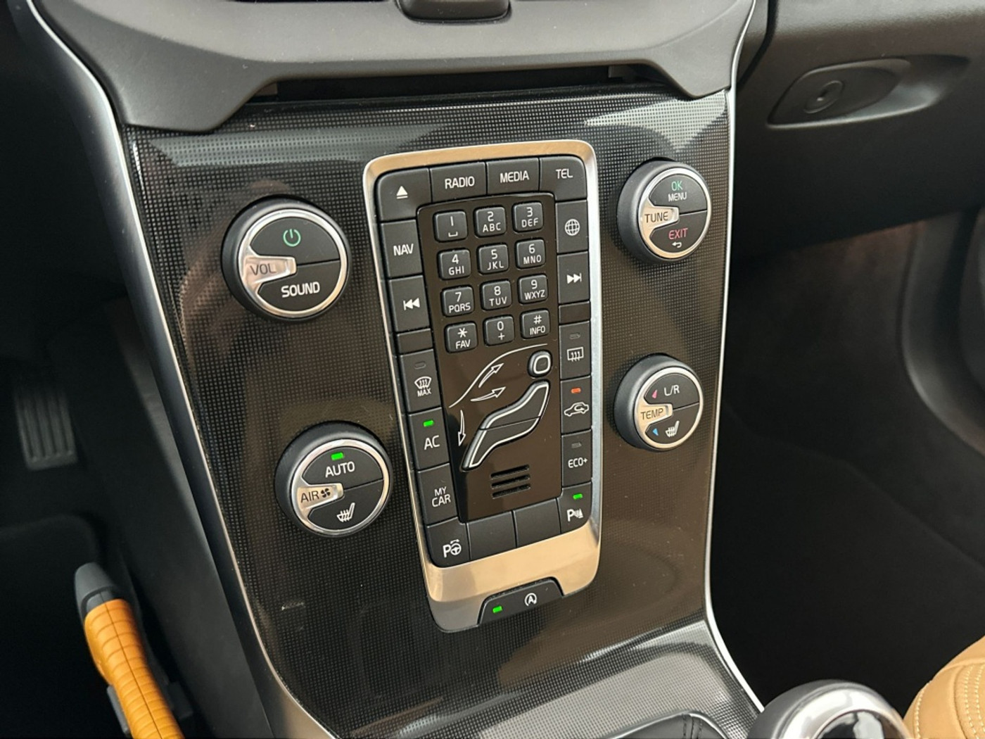 Foto van Volvo V40 Cross Country
