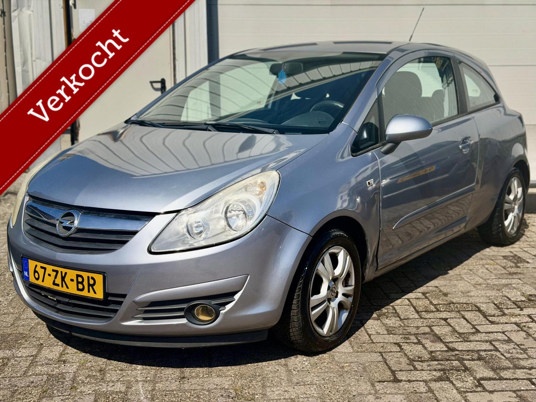 Opel Corsa 1.4-16V Enjoy 2008 - voorkant