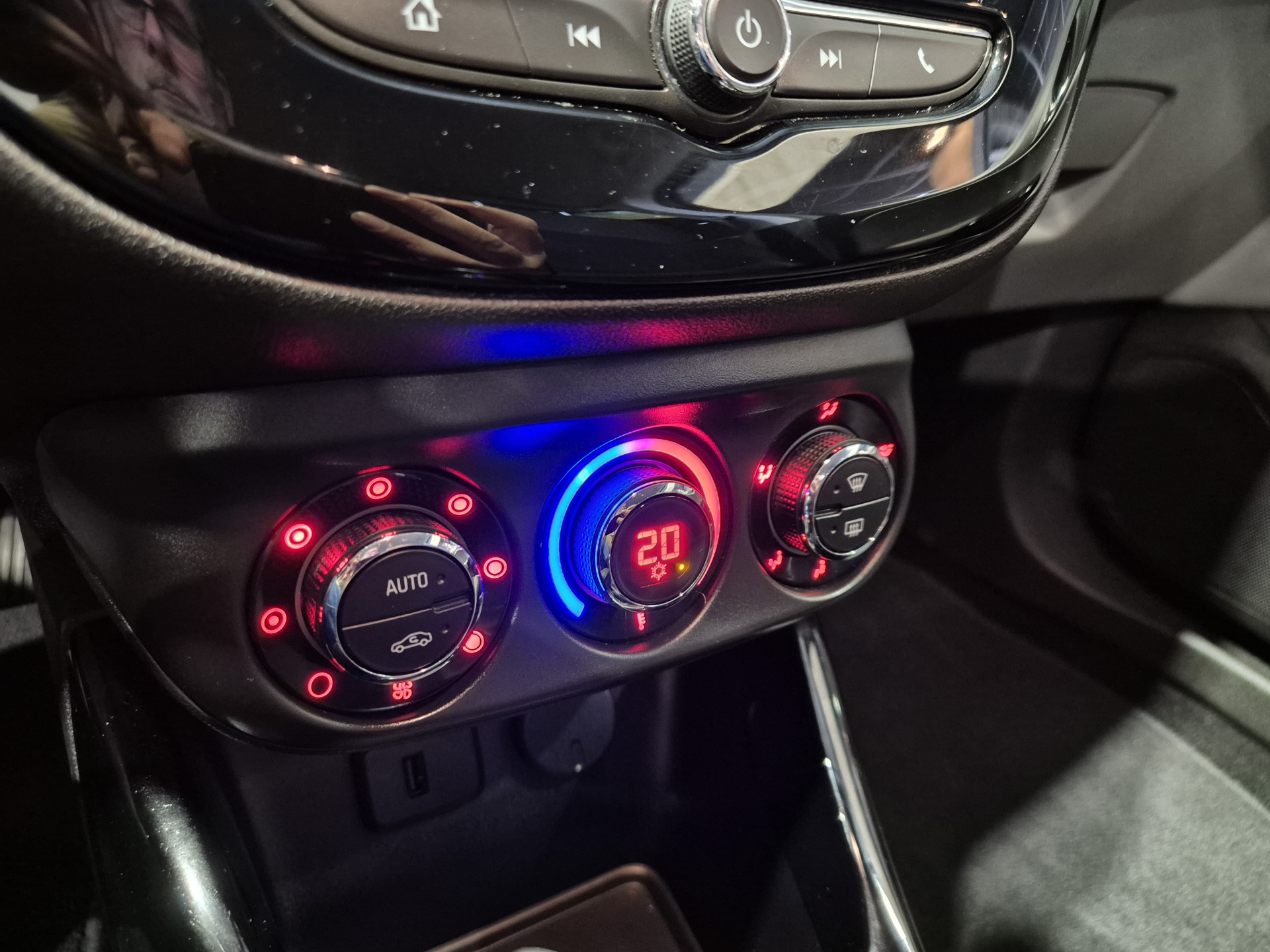 Foto van Opel Corsa-e