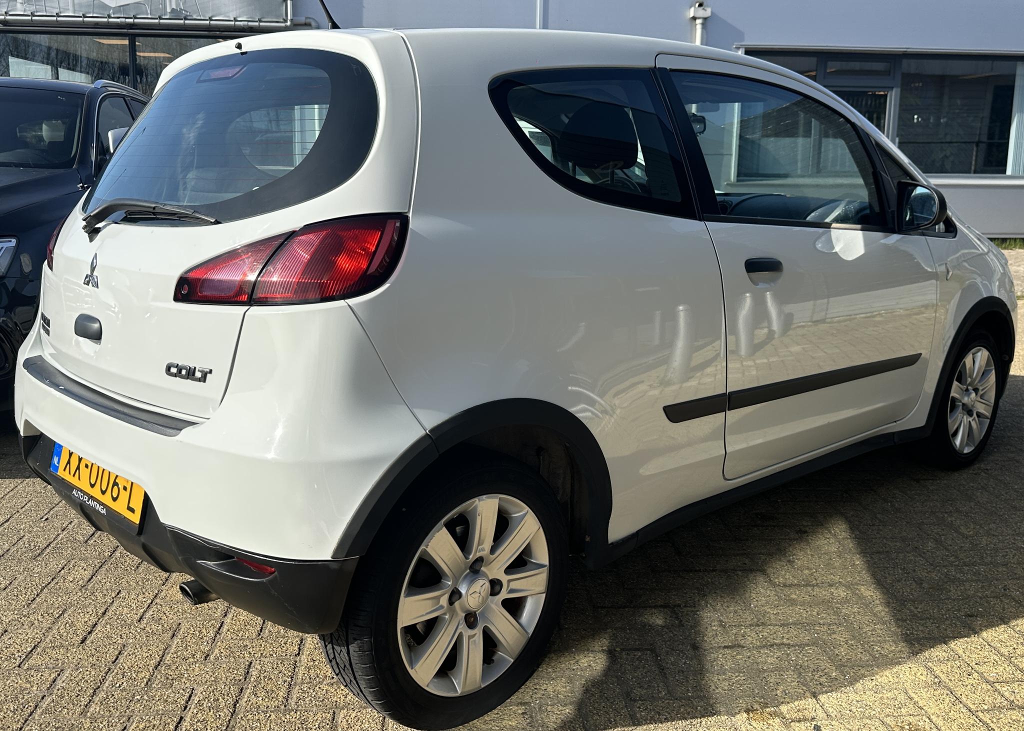 Foto van Mitsubishi Mitsubishi Colt