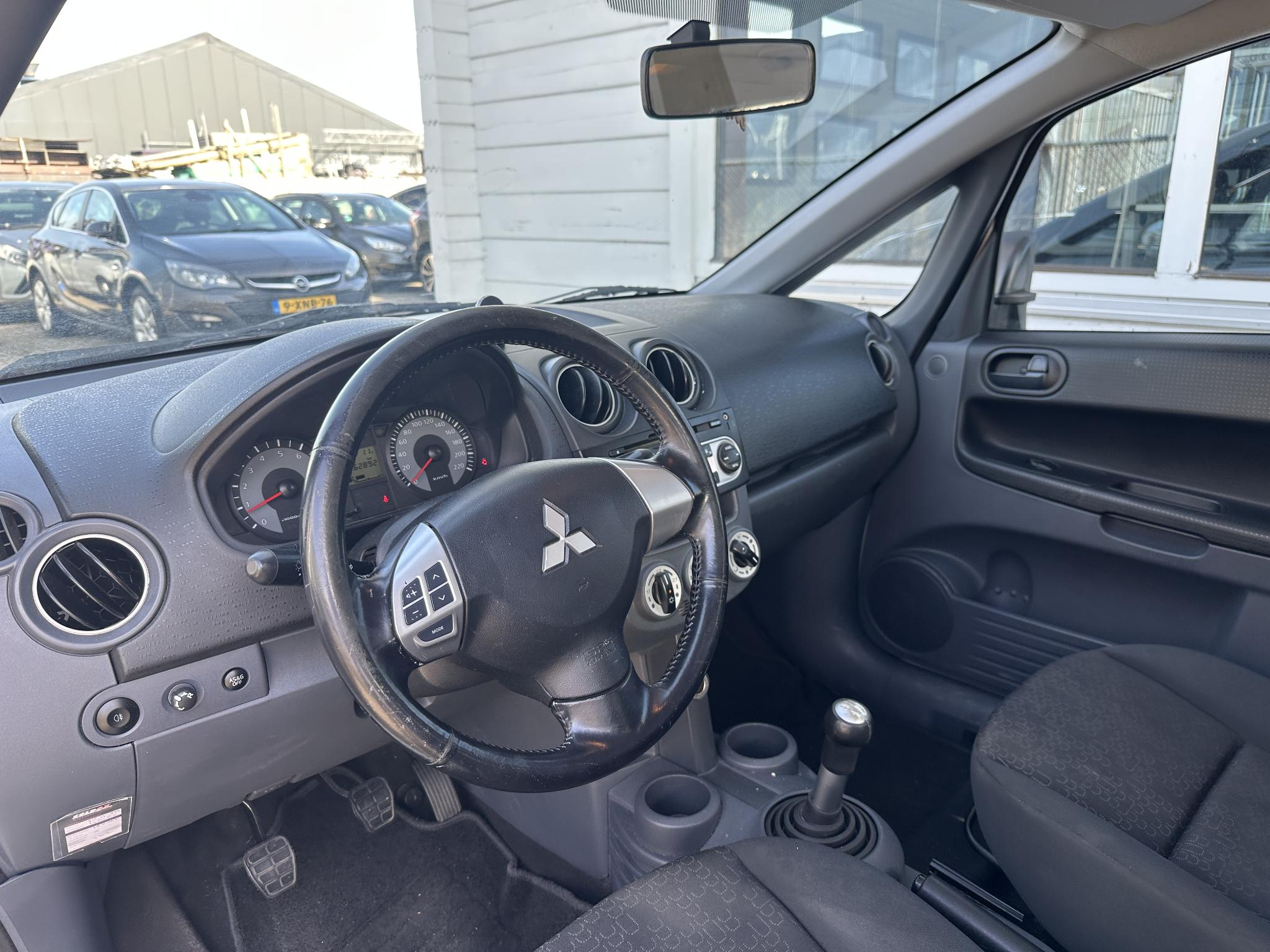 Foto van Mitsubishi Mitsubishi Colt