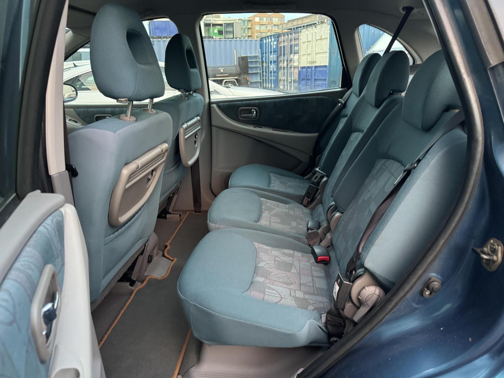 Foto van Nissan Nissan Almera Tino