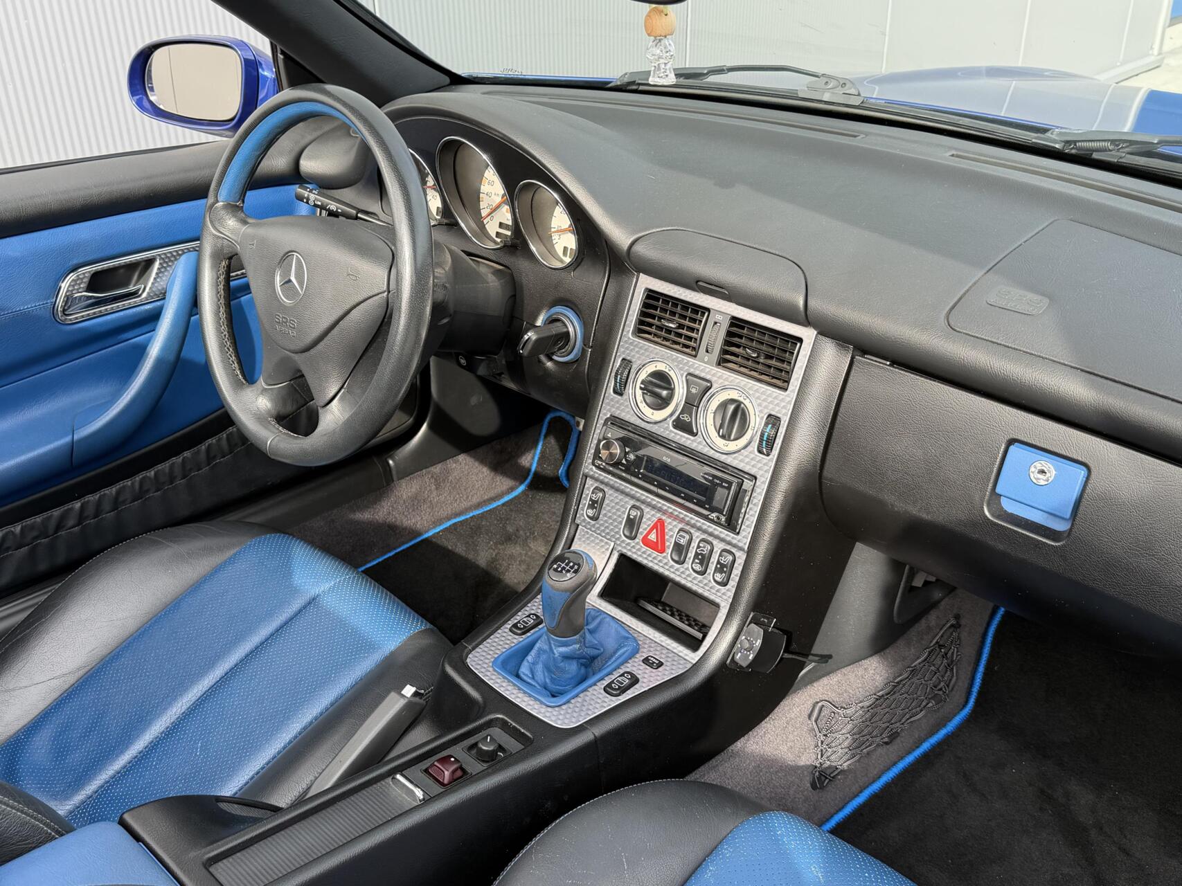 Foto van Mercedes-Benz SLK 200 Kompressor