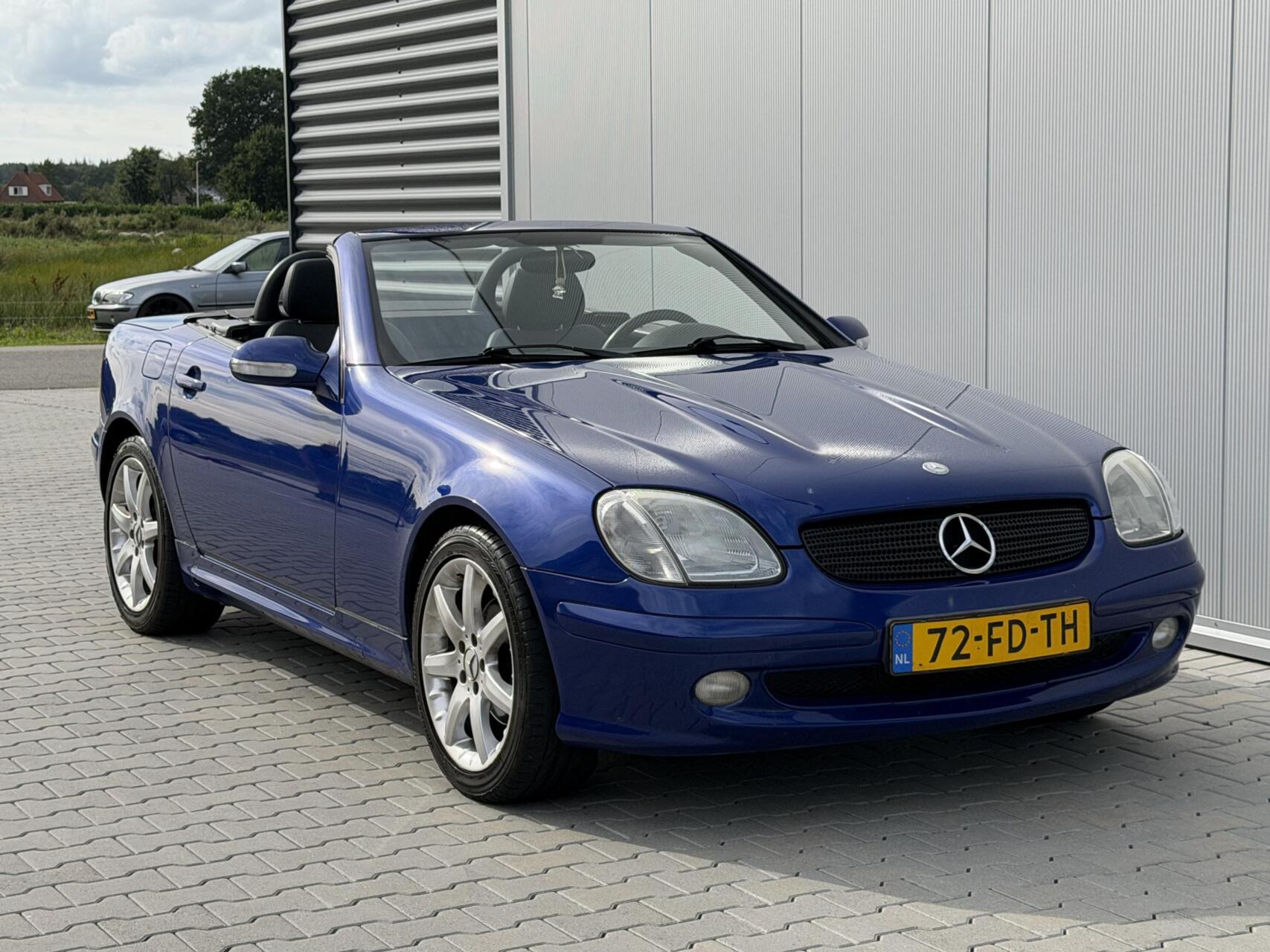 Foto van Mercedes-Benz SLK 200 Kompressor