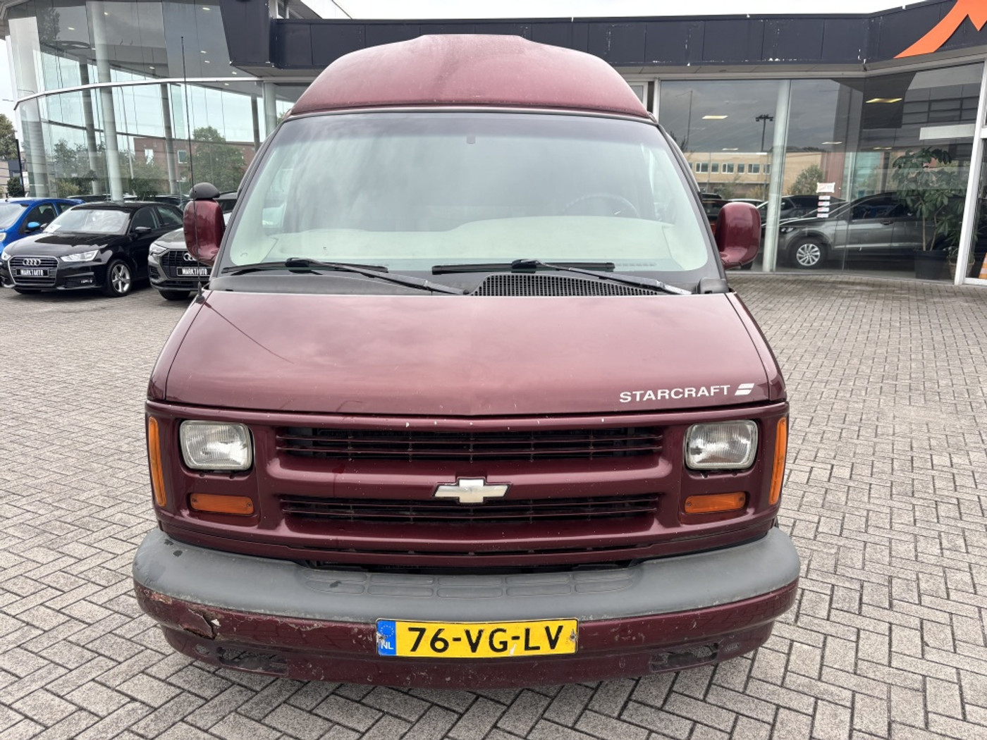 Foto van Chevrolet Chevy Van Starcraft