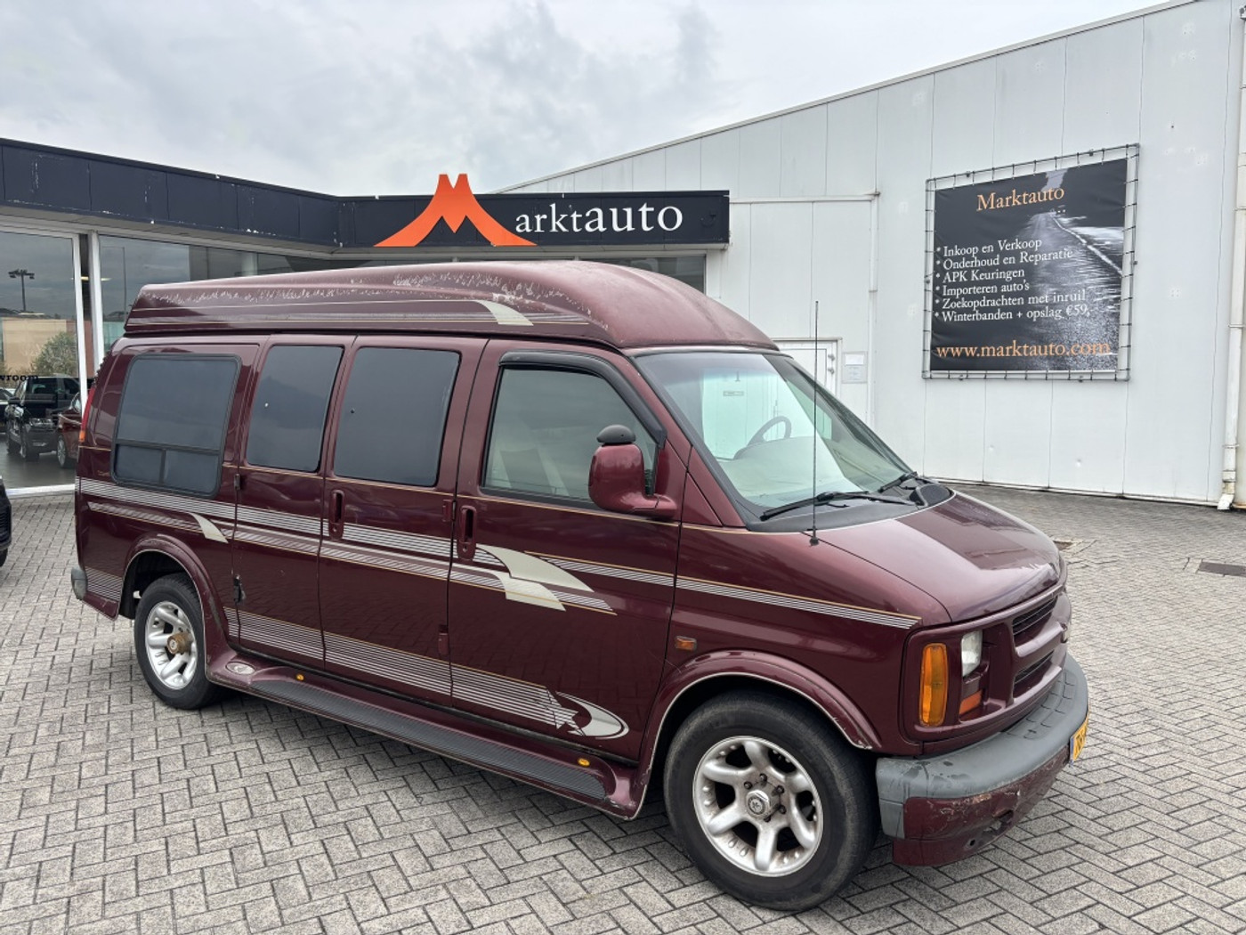 Chevrolet Chevy Van Starcraft 5.7 Airco Radio/USB/AUX 1999 - voorkant